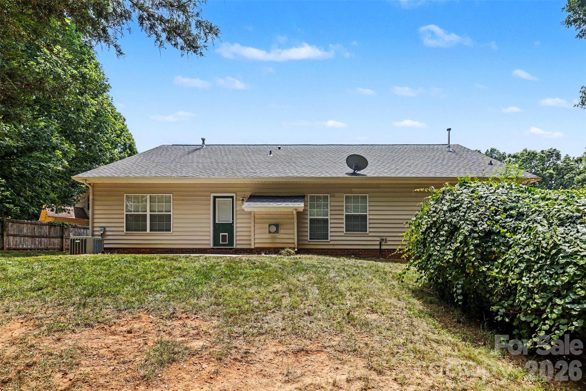 2922 Tallard Lane — Charlotte
