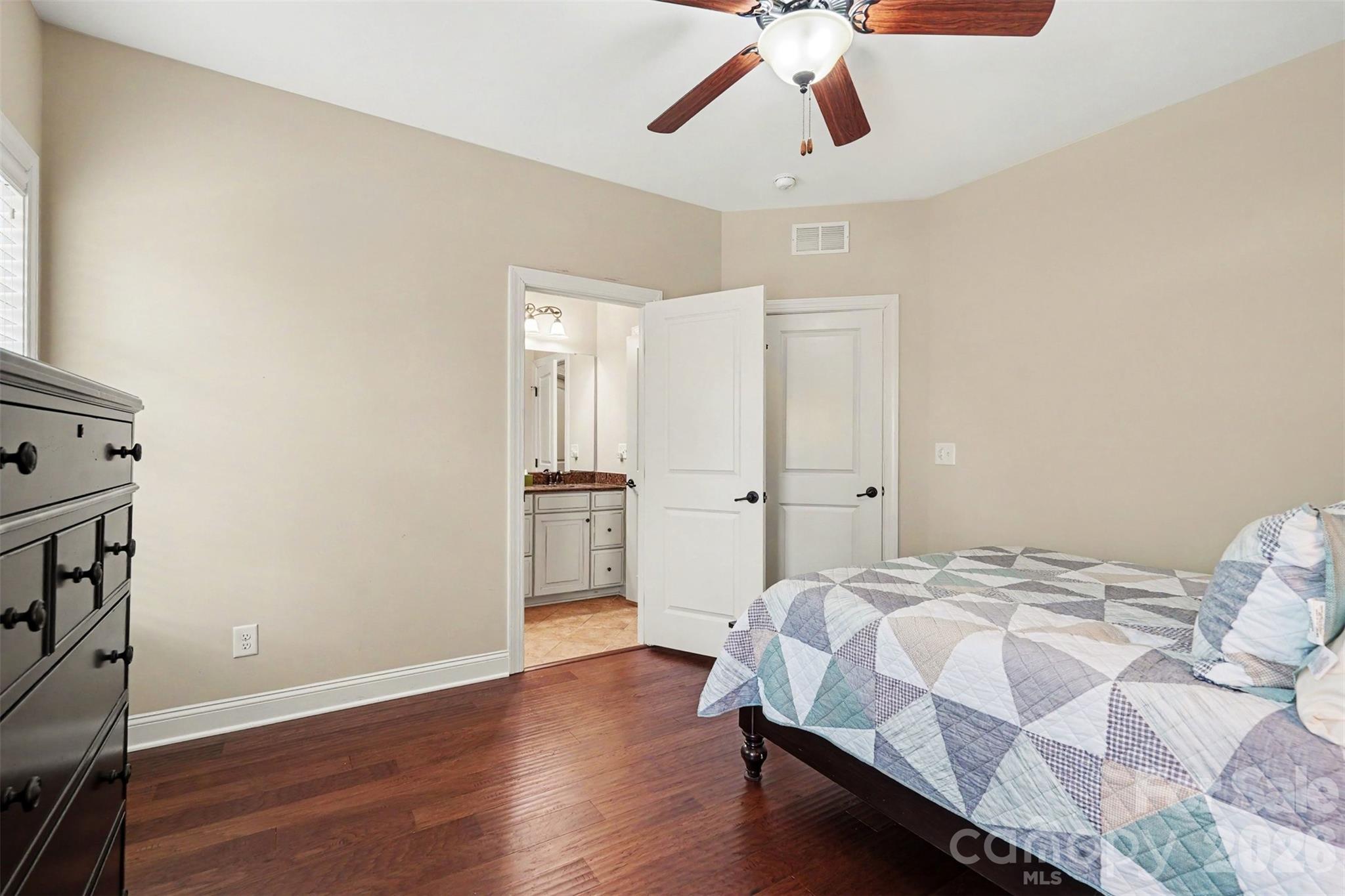 8432 Penton Place — Harrisburg