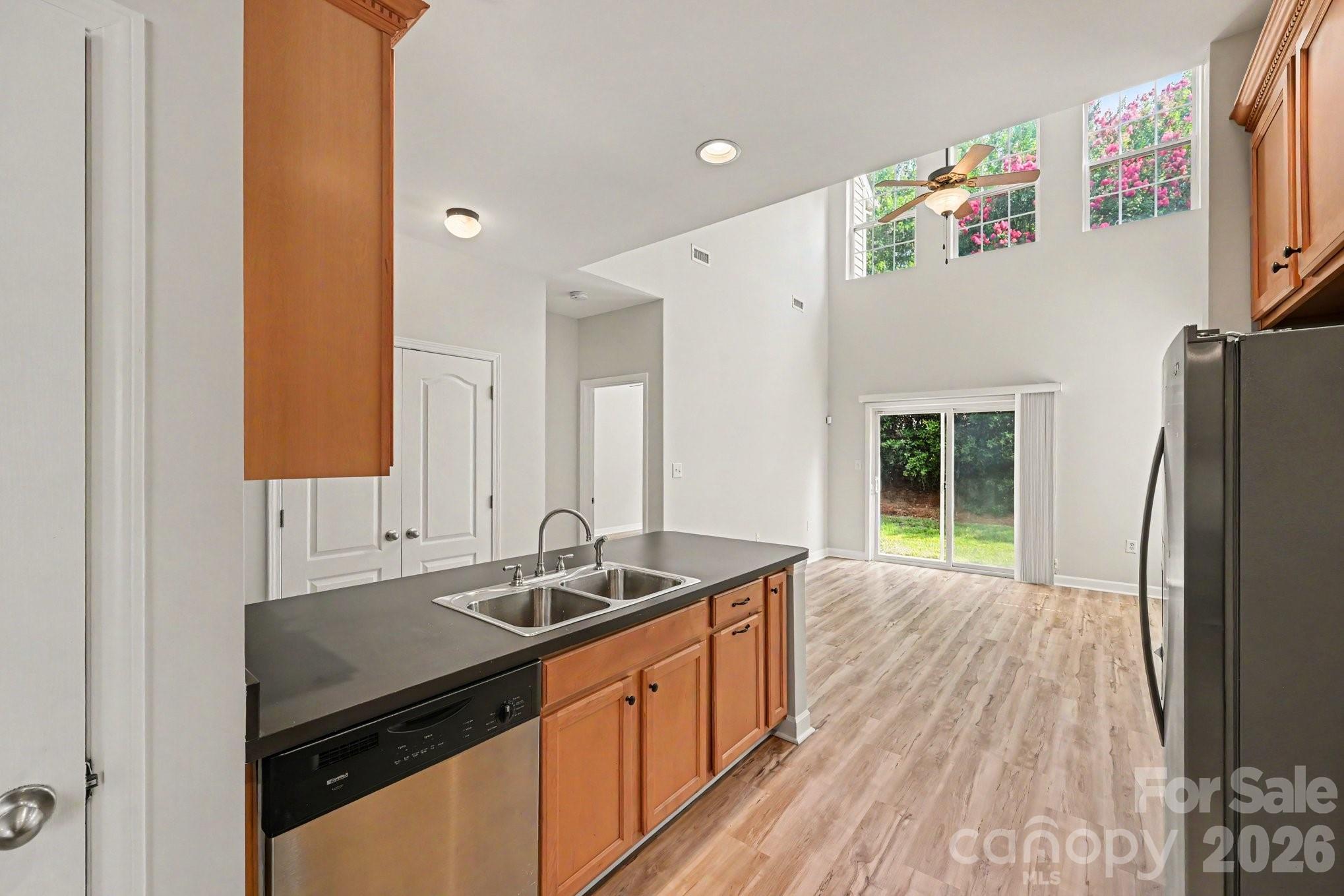 2166 Shady Pond Drive — Clover