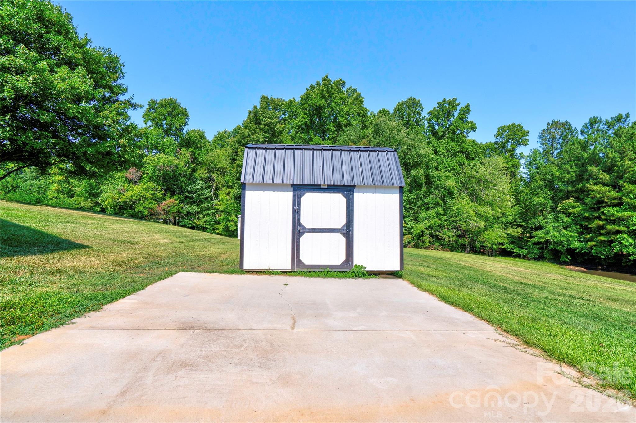 3010 Eaker Drive — Cherryville