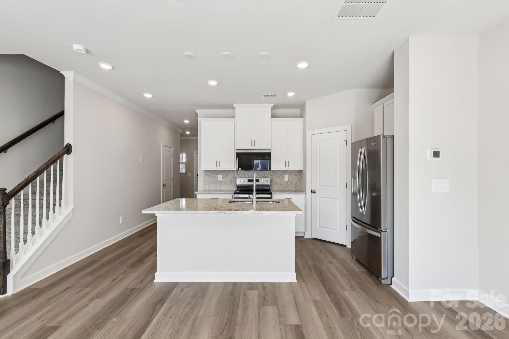 9012 Foggy Brook Loop — Charlotte