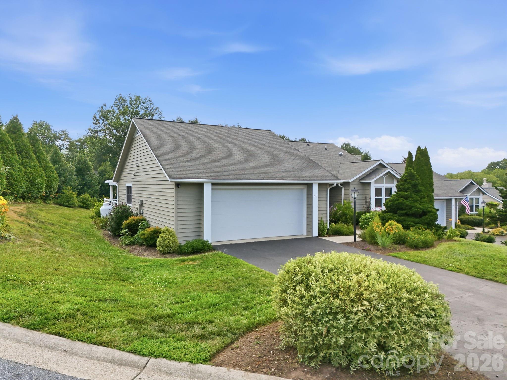 41 Cedarcliff Circle — Asheville