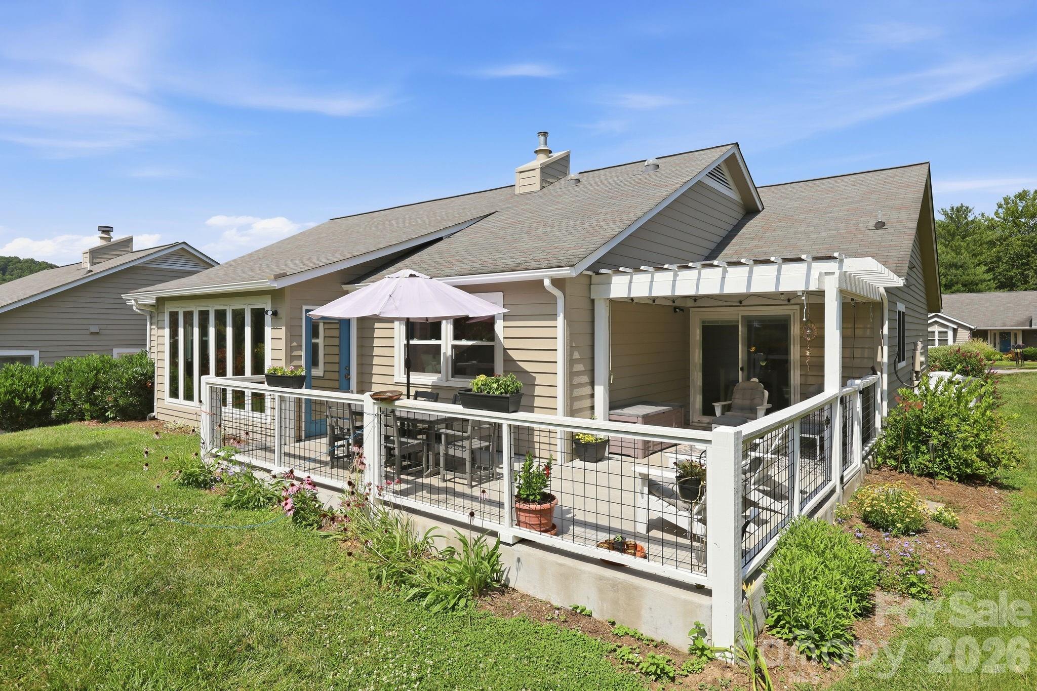41 Cedarcliff Circle — Asheville