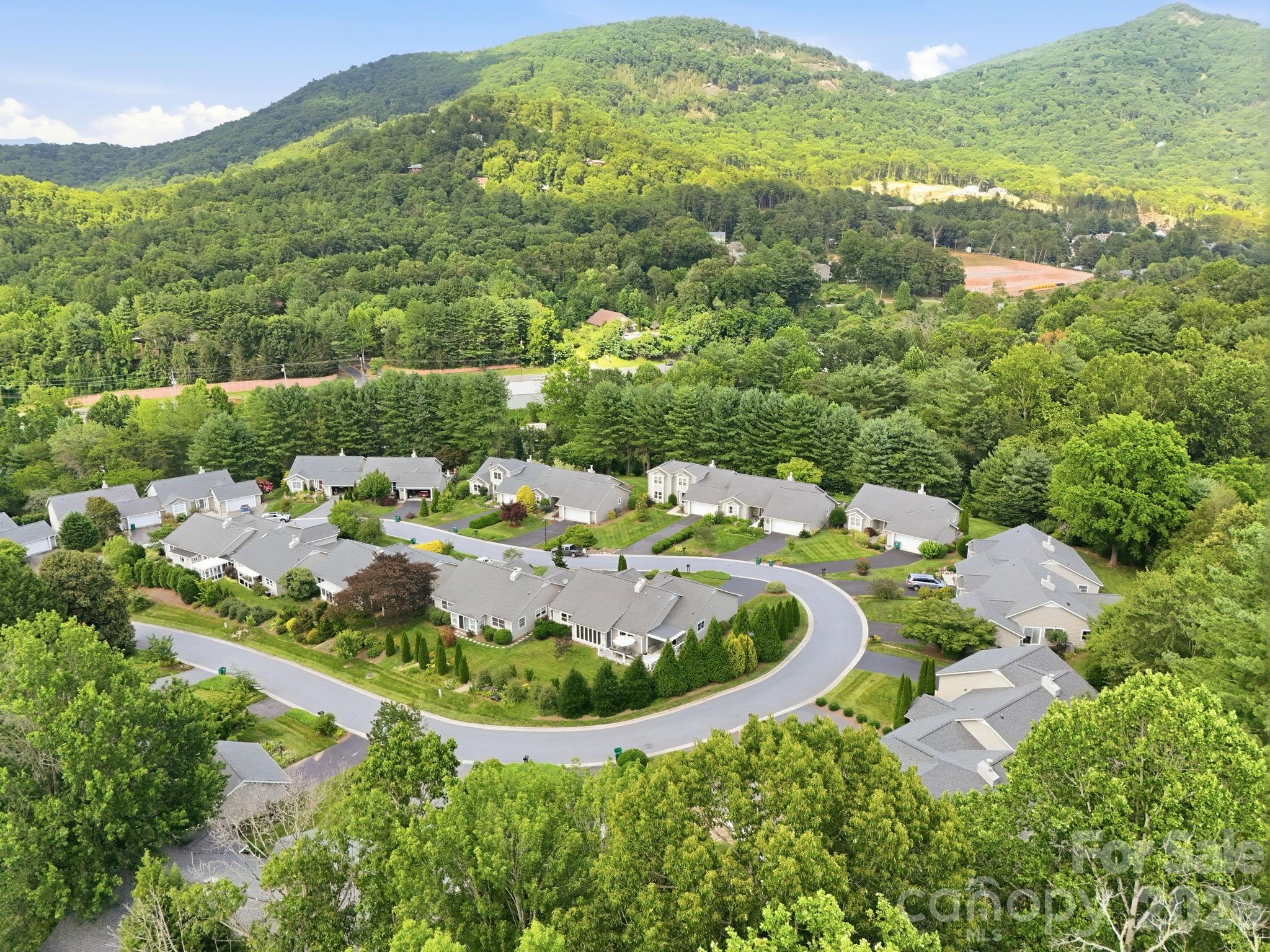 41 Cedarcliff Circle — Asheville