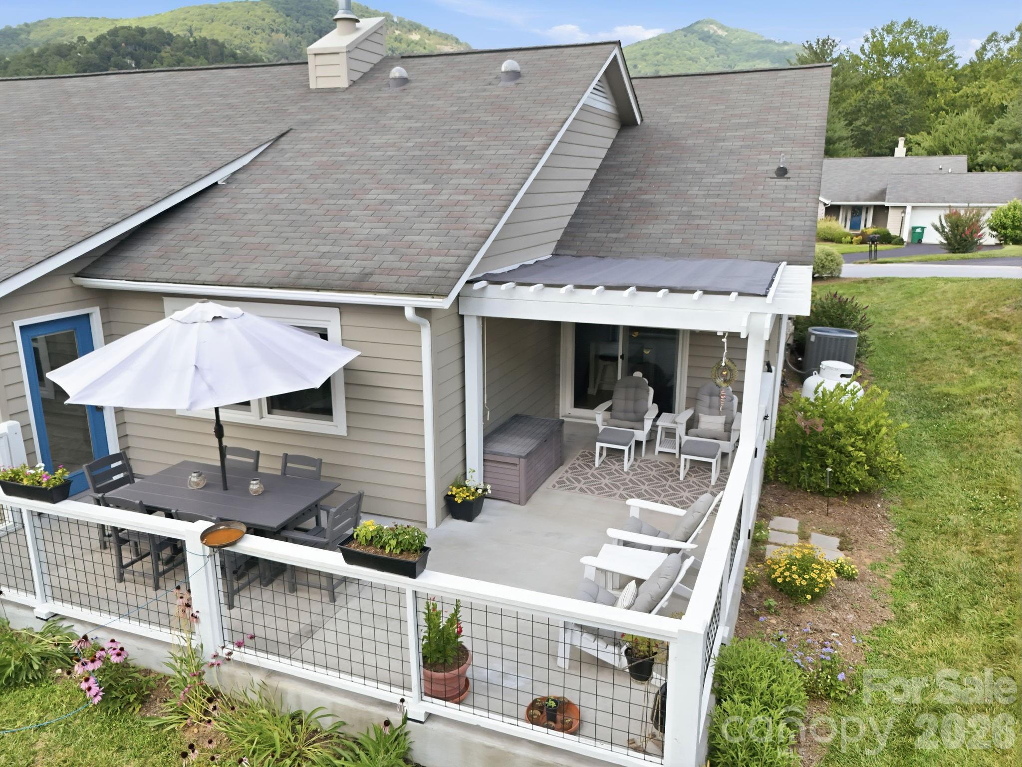 41 Cedarcliff Circle — Asheville
