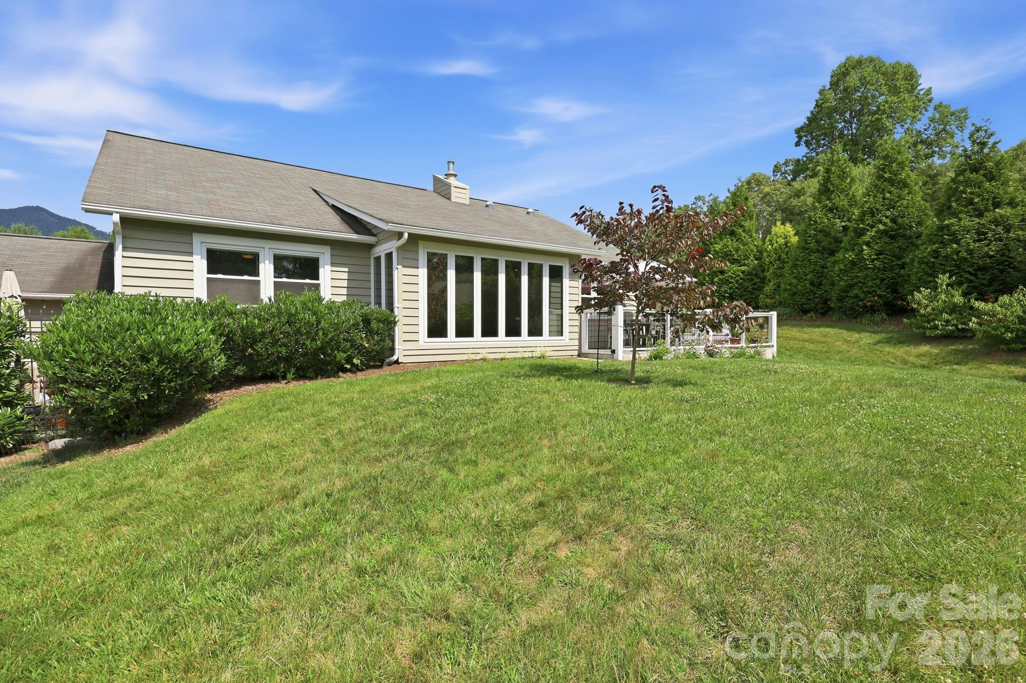 41 Cedarcliff Circle — Asheville