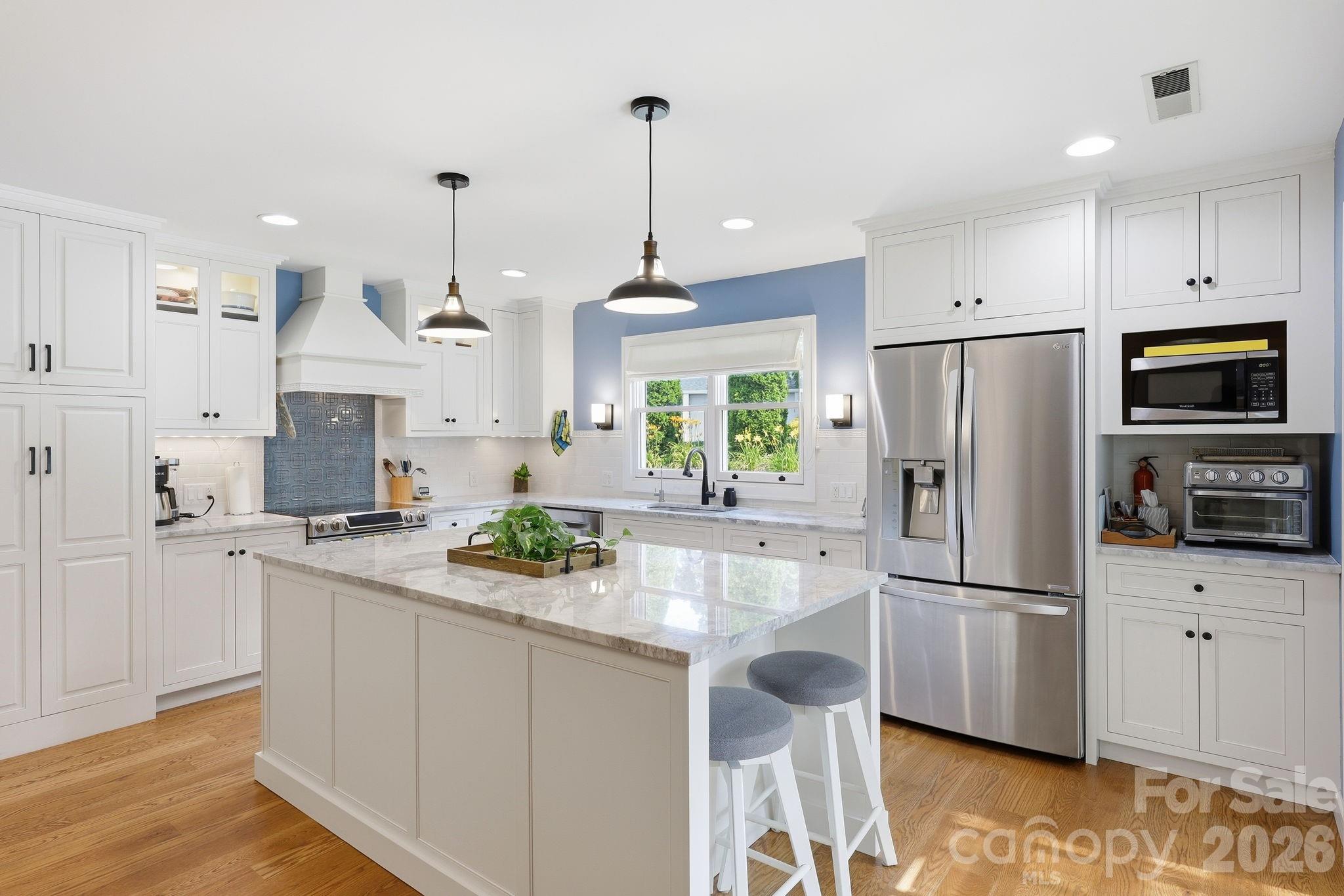 41 Cedarcliff Circle — Asheville
