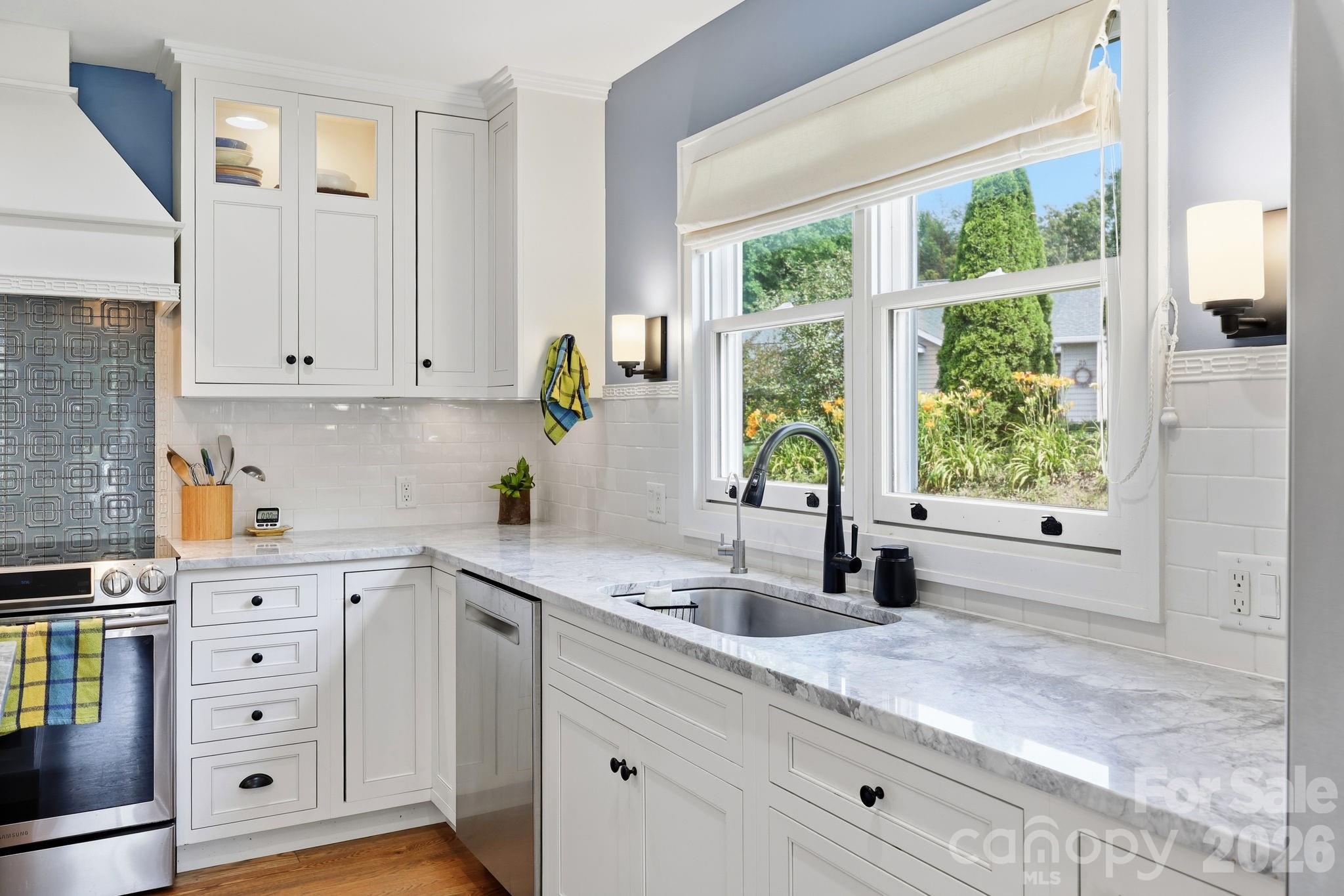 41 Cedarcliff Circle — Asheville