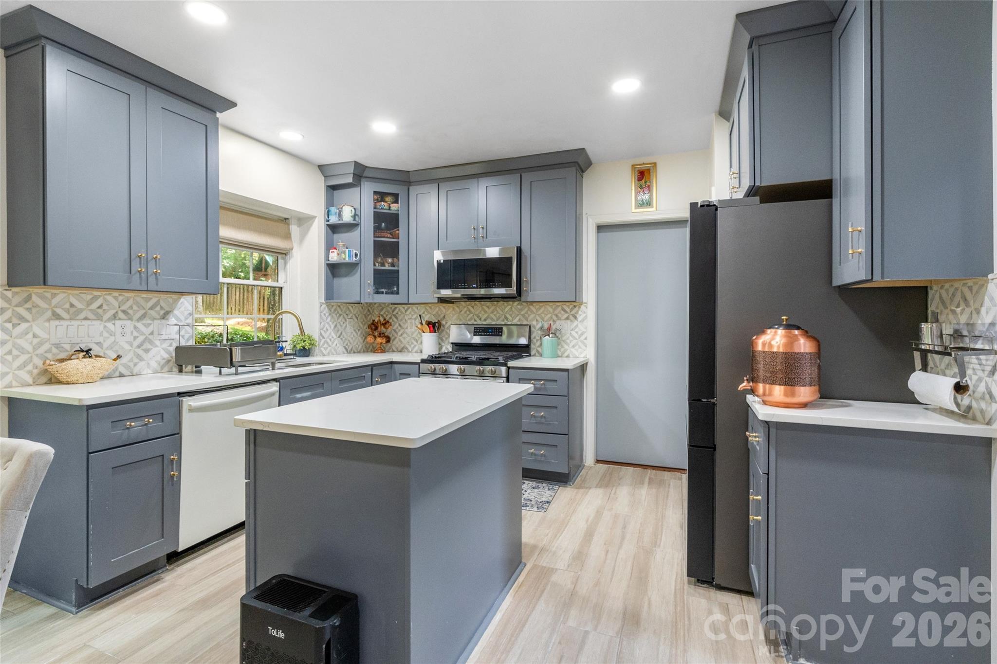 4131 Beauvista Drive — Charlotte