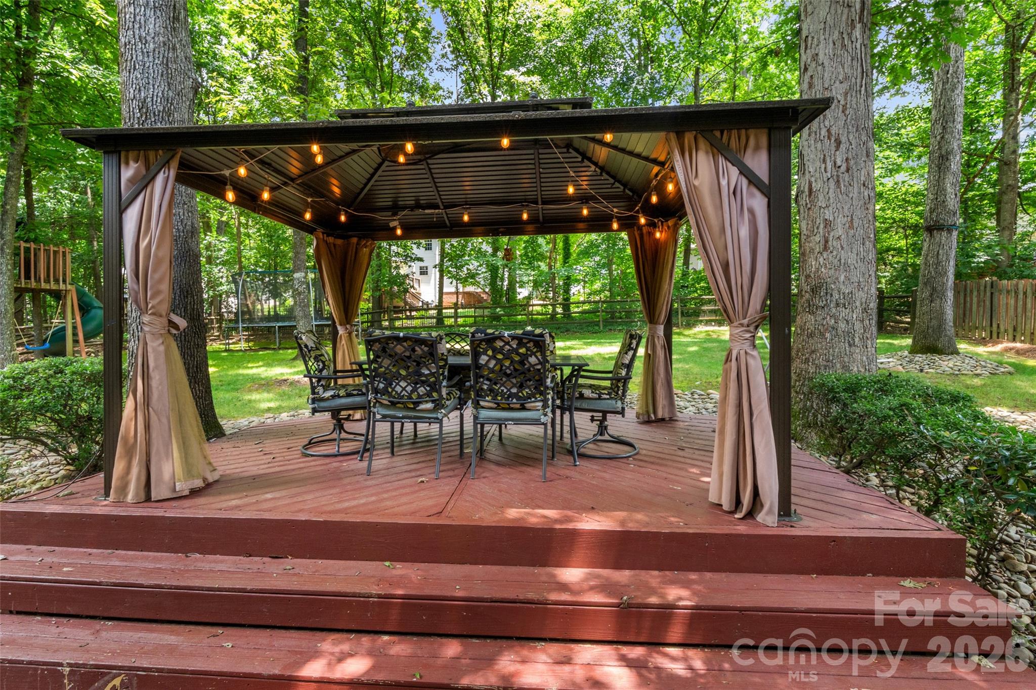 4131 Beauvista Drive — Charlotte