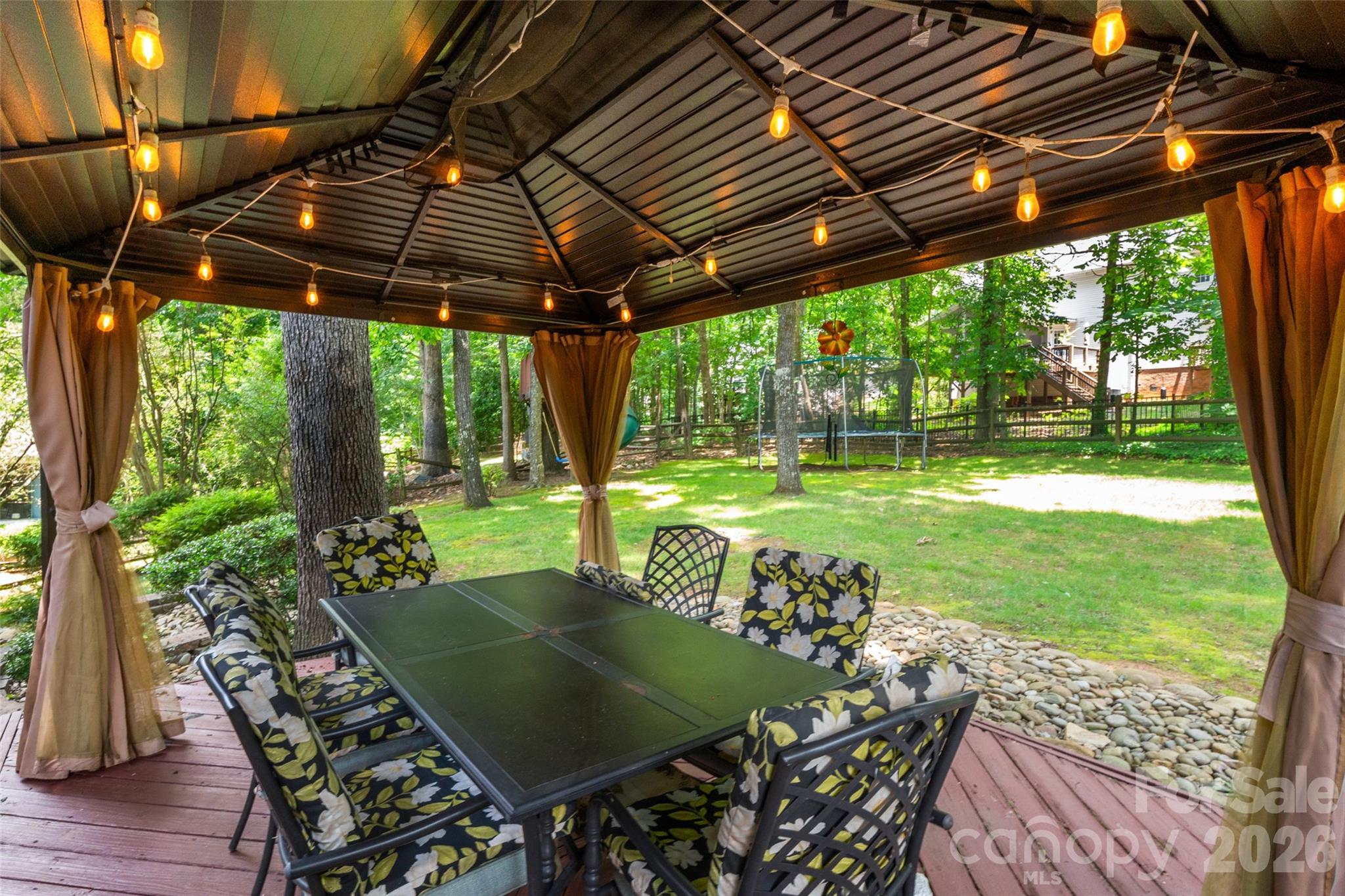 4131 Beauvista Drive — Charlotte