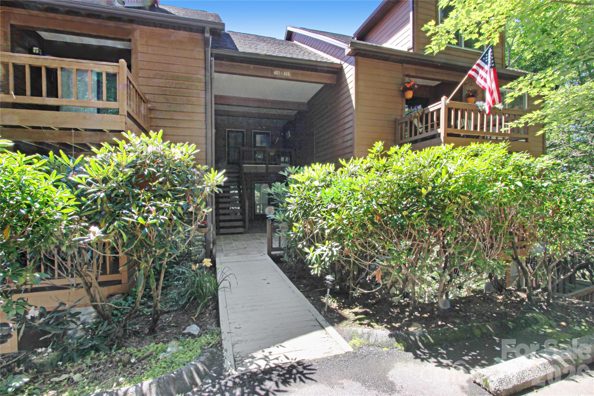 105 Toxaway Views Drive #405 — Lake Toxaway