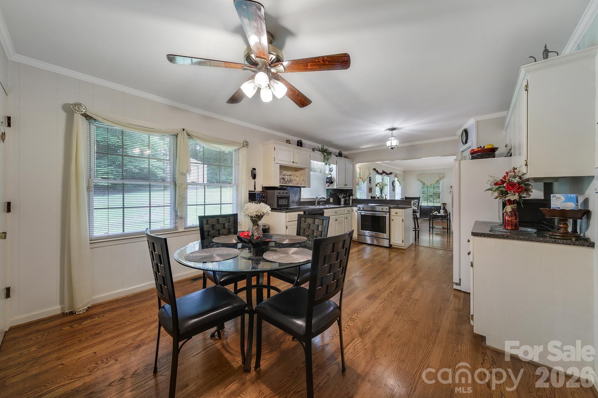 2171 Emma Circle — Lancaster