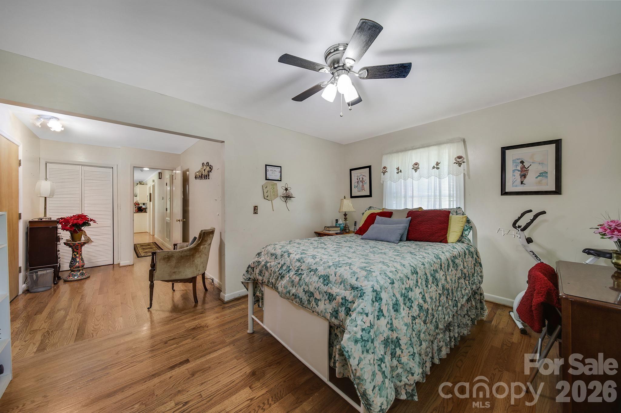 2171 Emma Circle — Lancaster