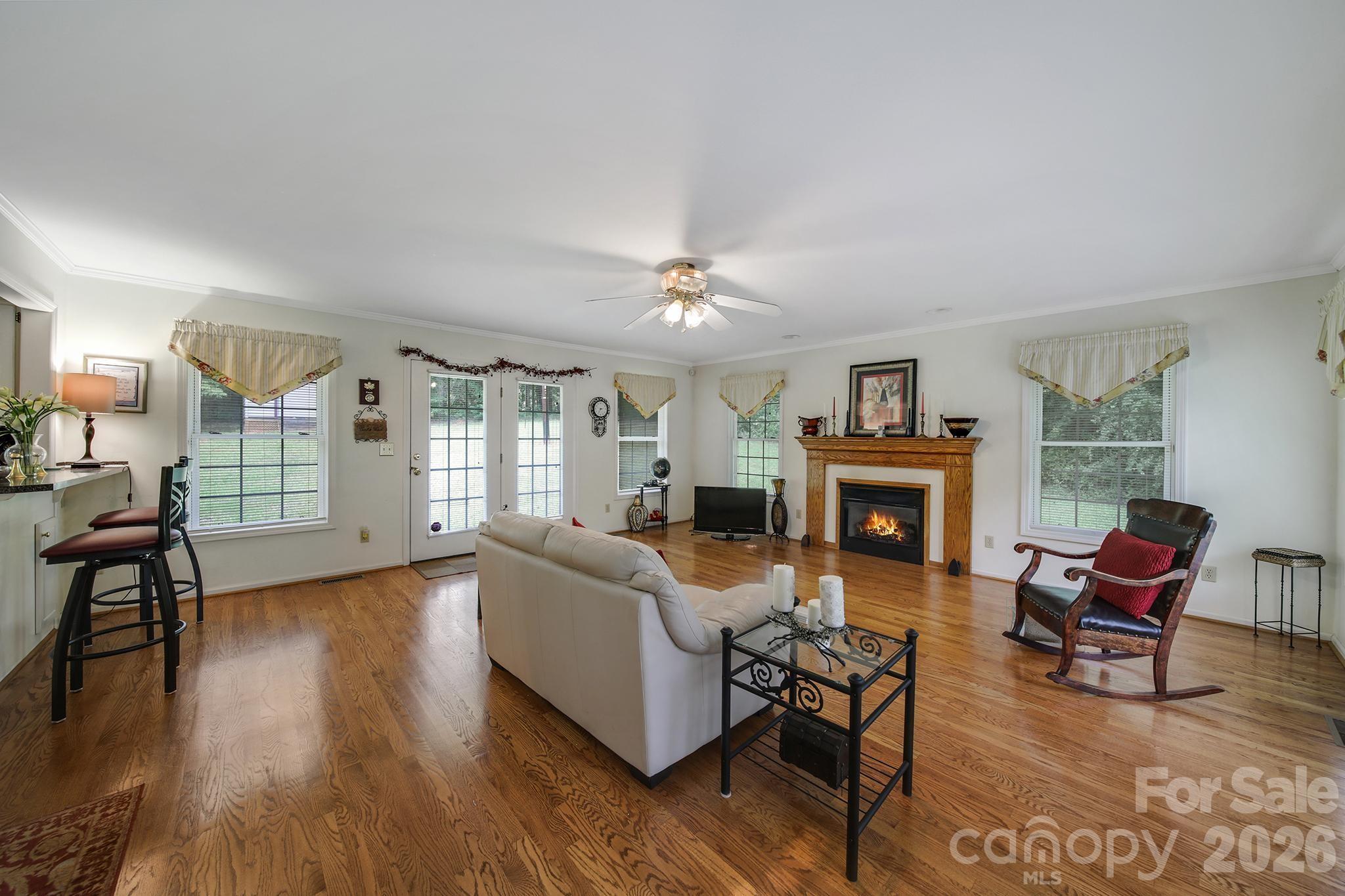2171 Emma Circle — Lancaster