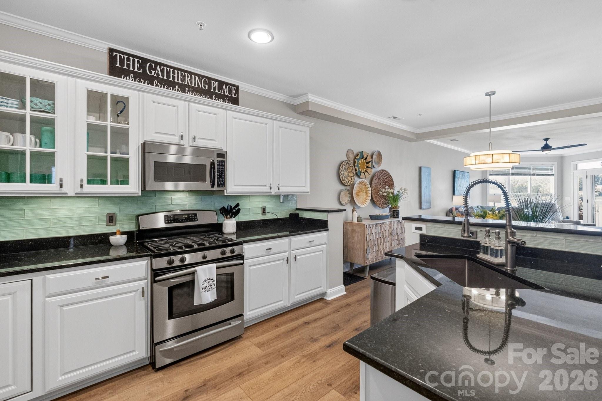 637 Williamson Road #205 — Mooresville