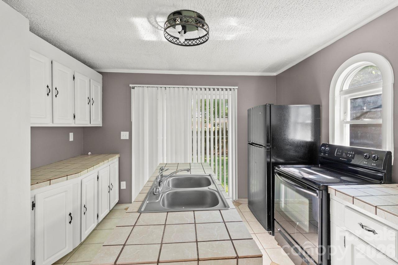 2224 Catawba Heights — Lincolnton