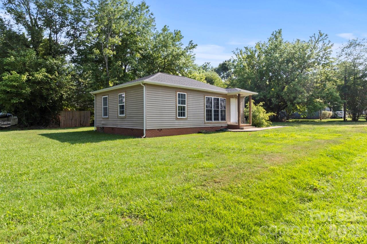 2224 Catawba Heights — Lincolnton