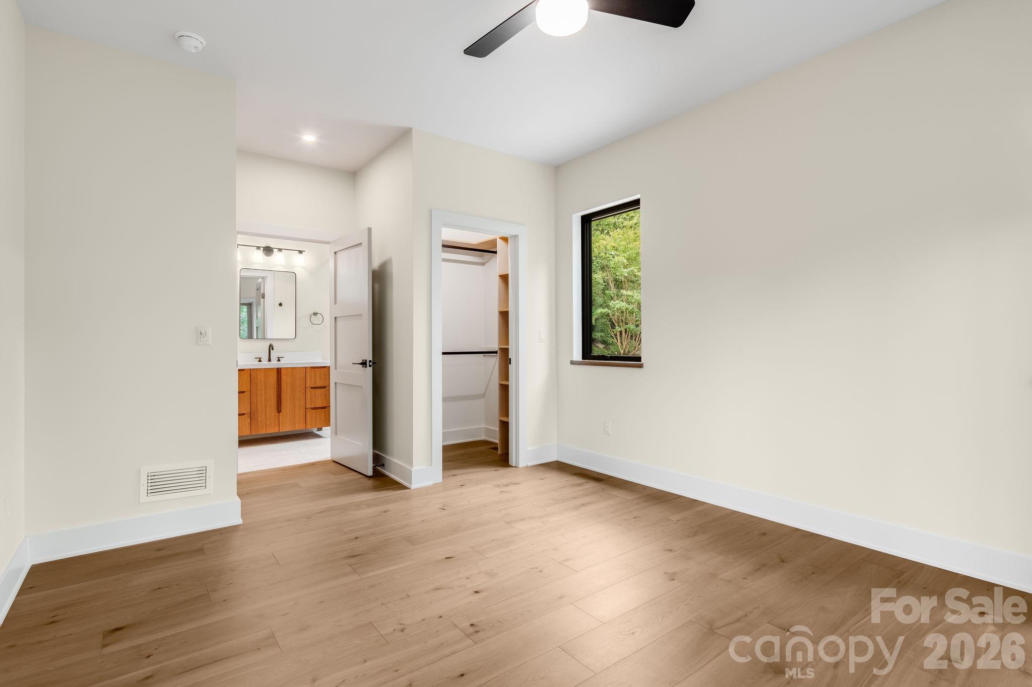 93 Village Pointe Lane — Asheville