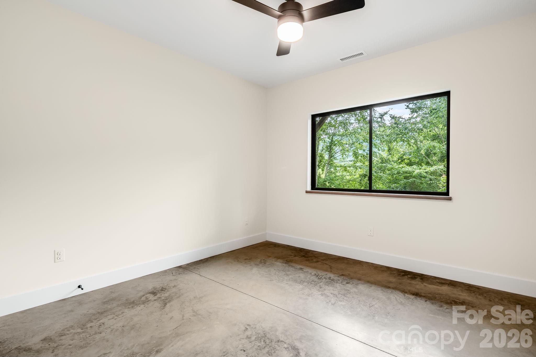 93 Village Pointe Lane — Asheville