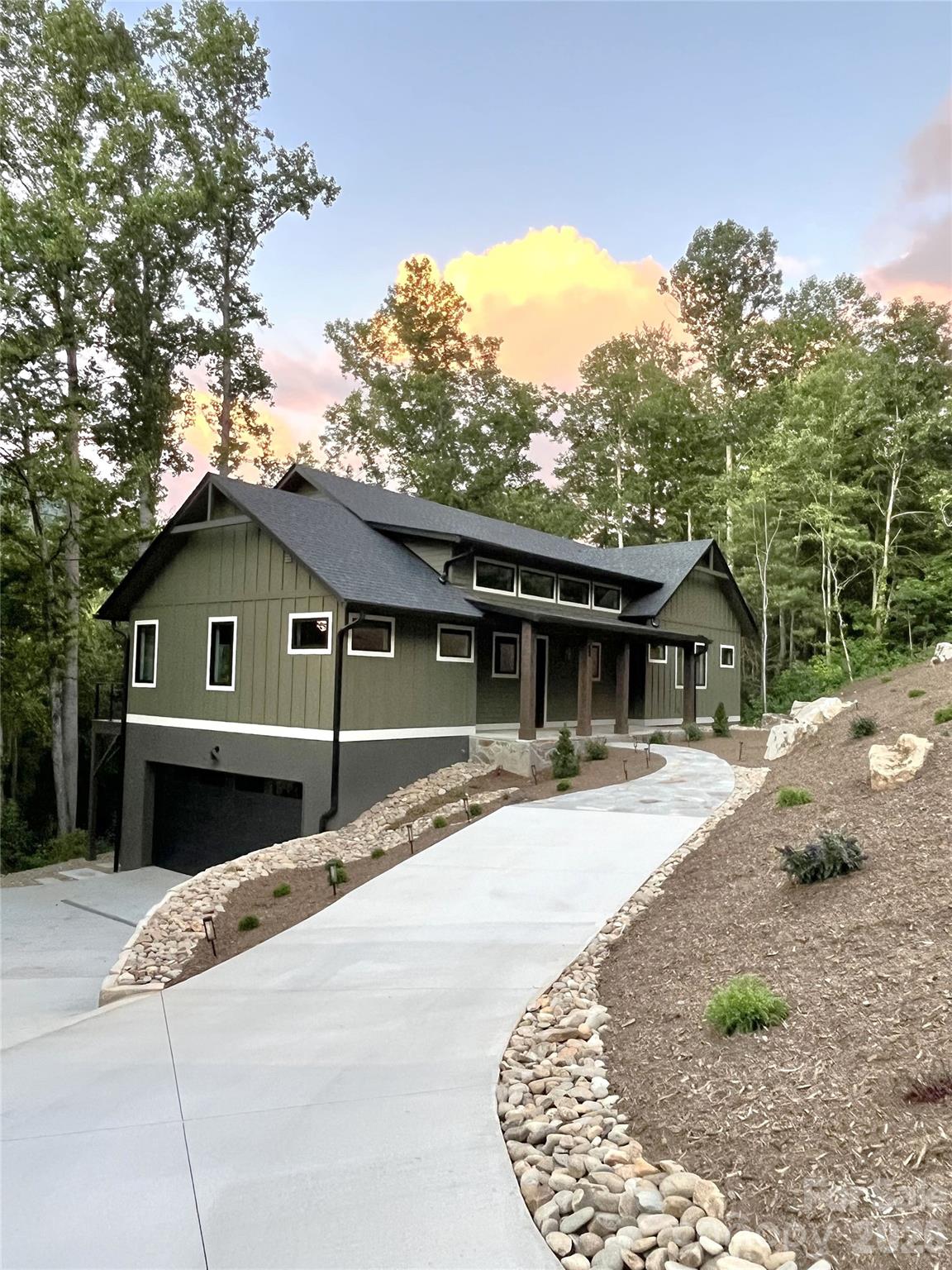 93 Village Pointe Lane — Asheville