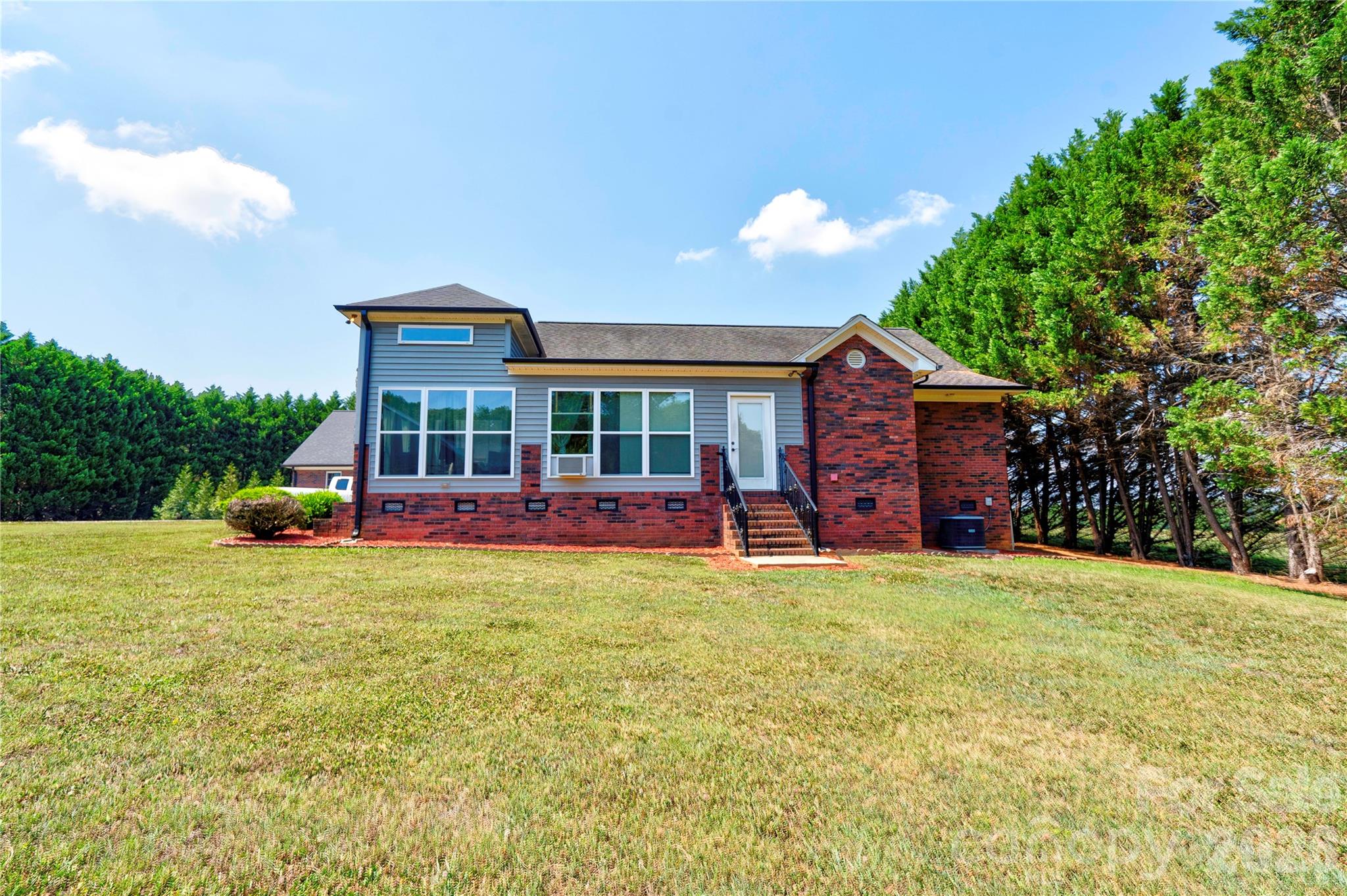 101 Northeastern Drive — Shelby