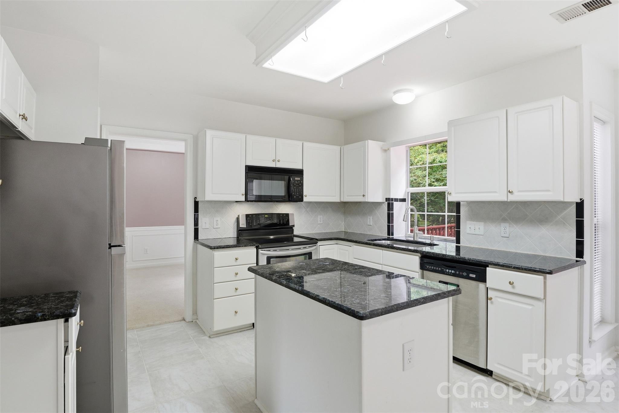7533 Lady Bank Drive — Charlotte