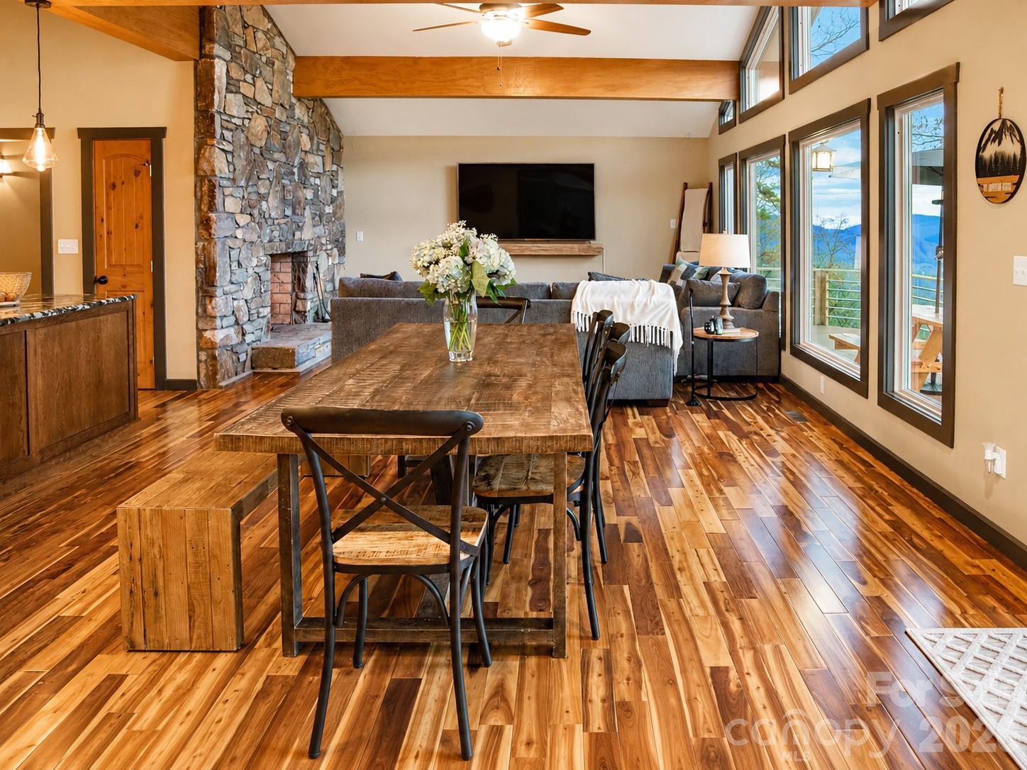 425 Flat Top Mountain Road — Fairview