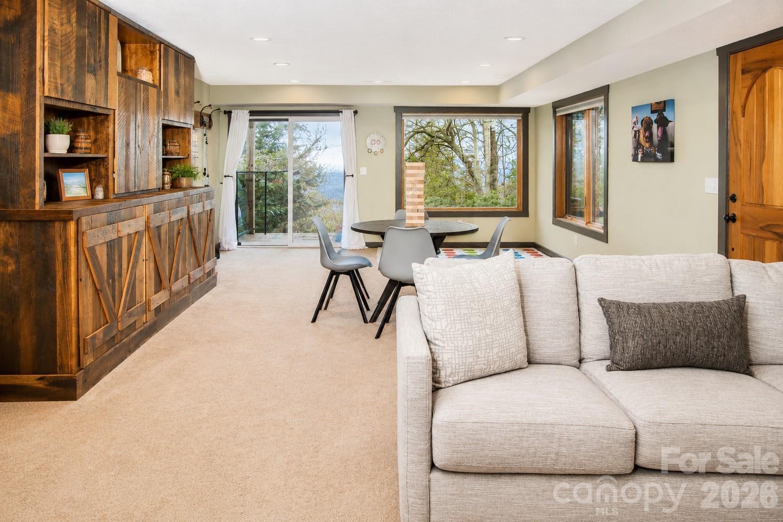 425 Flat Top Mountain Road — Fairview