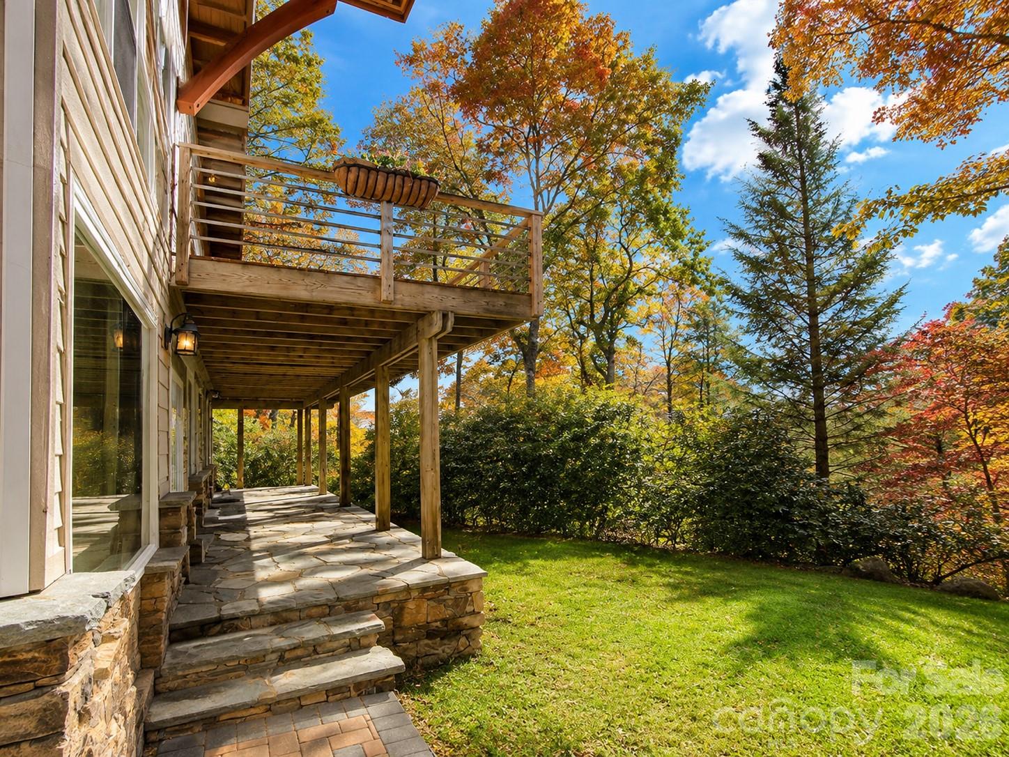 425 Flat Top Mountain Road — Fairview