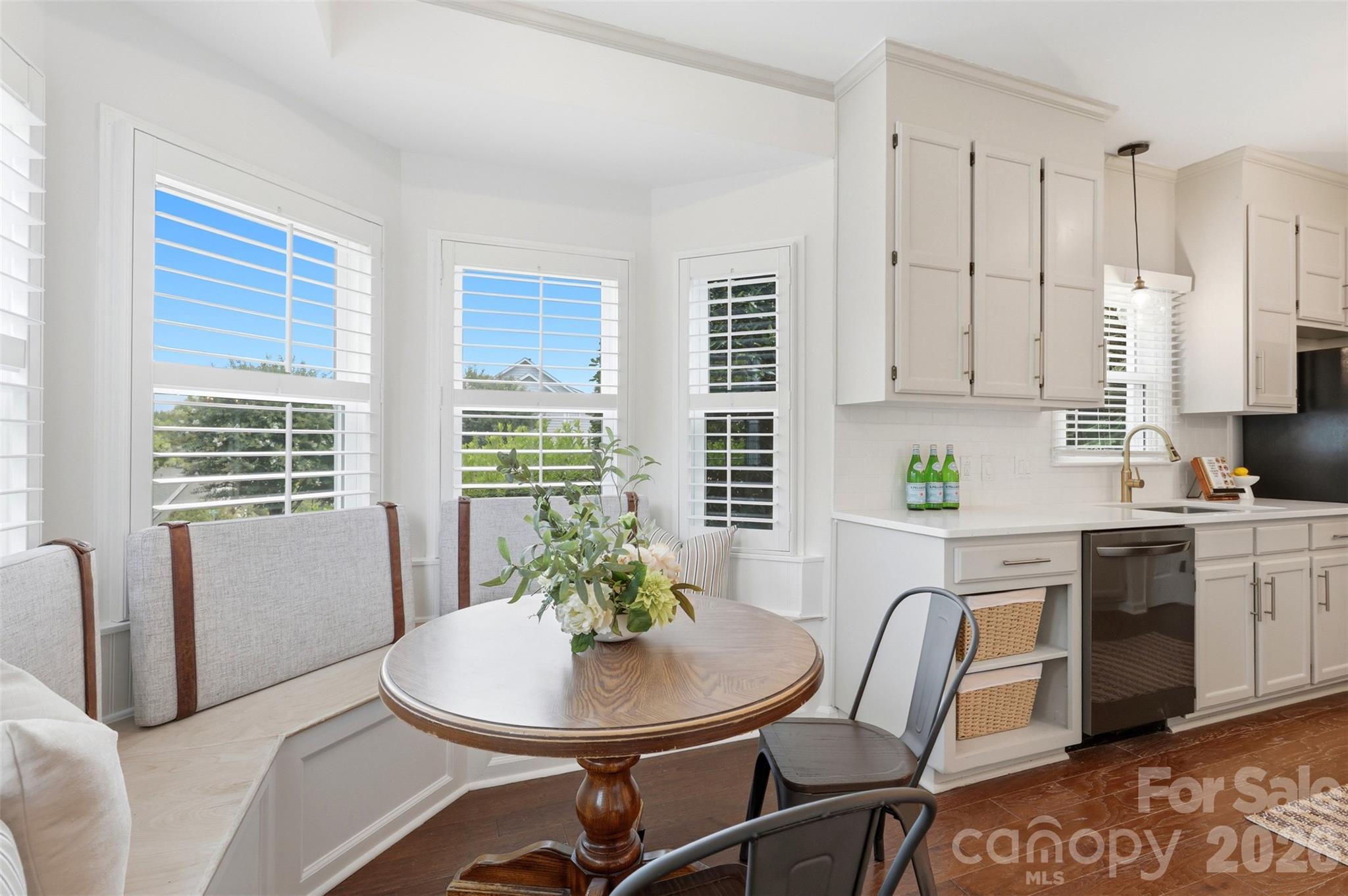 2552 Middlebridge Lane — Charlotte