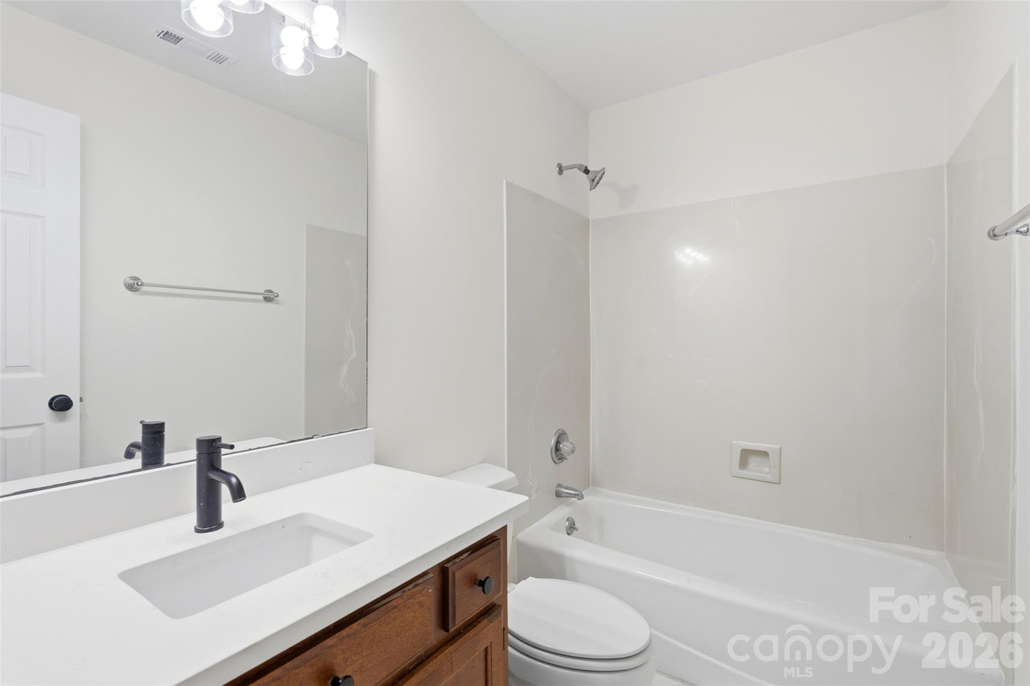 2552 Middlebridge Lane — Charlotte