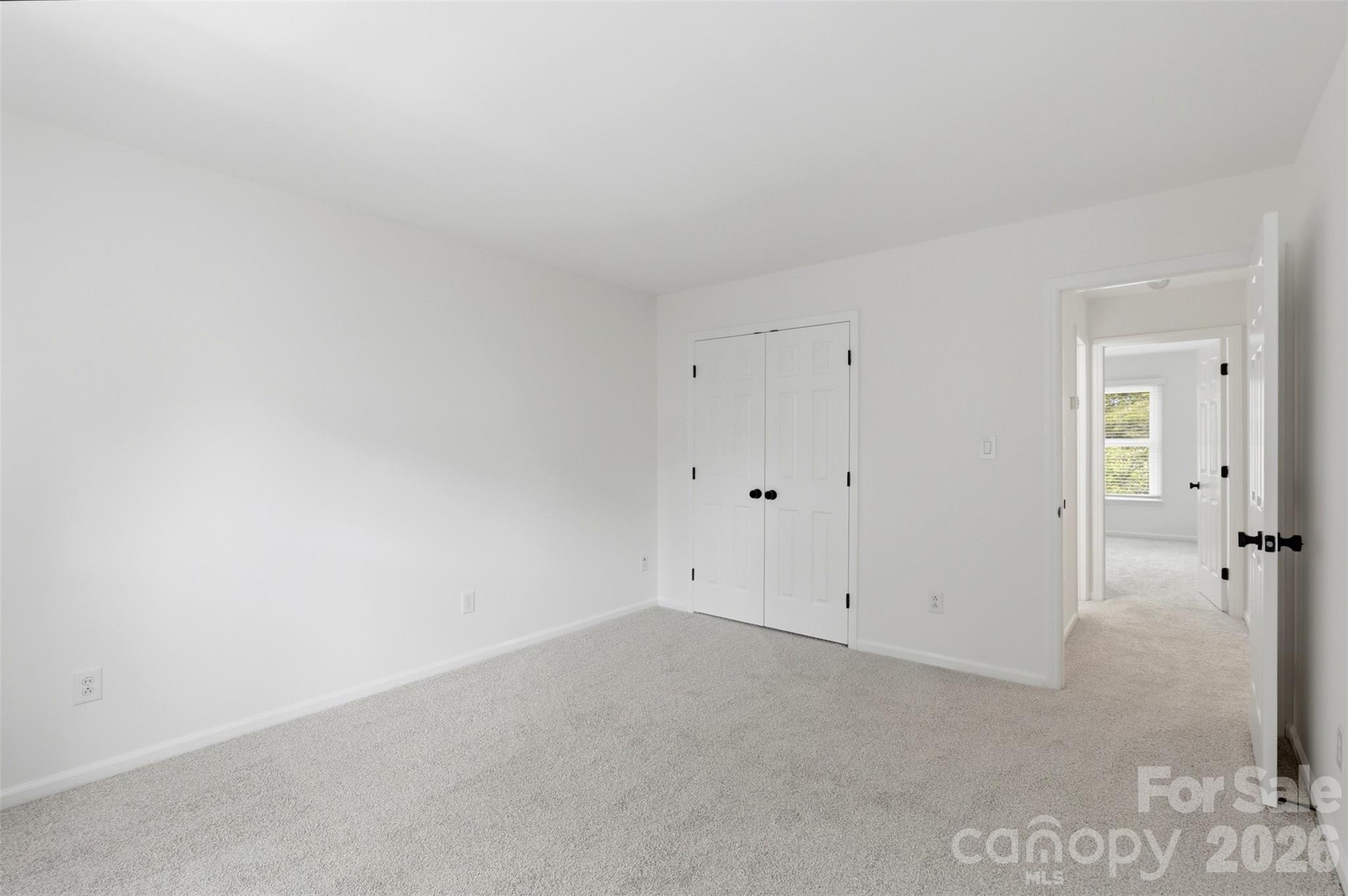 2552 Middlebridge Lane — Charlotte