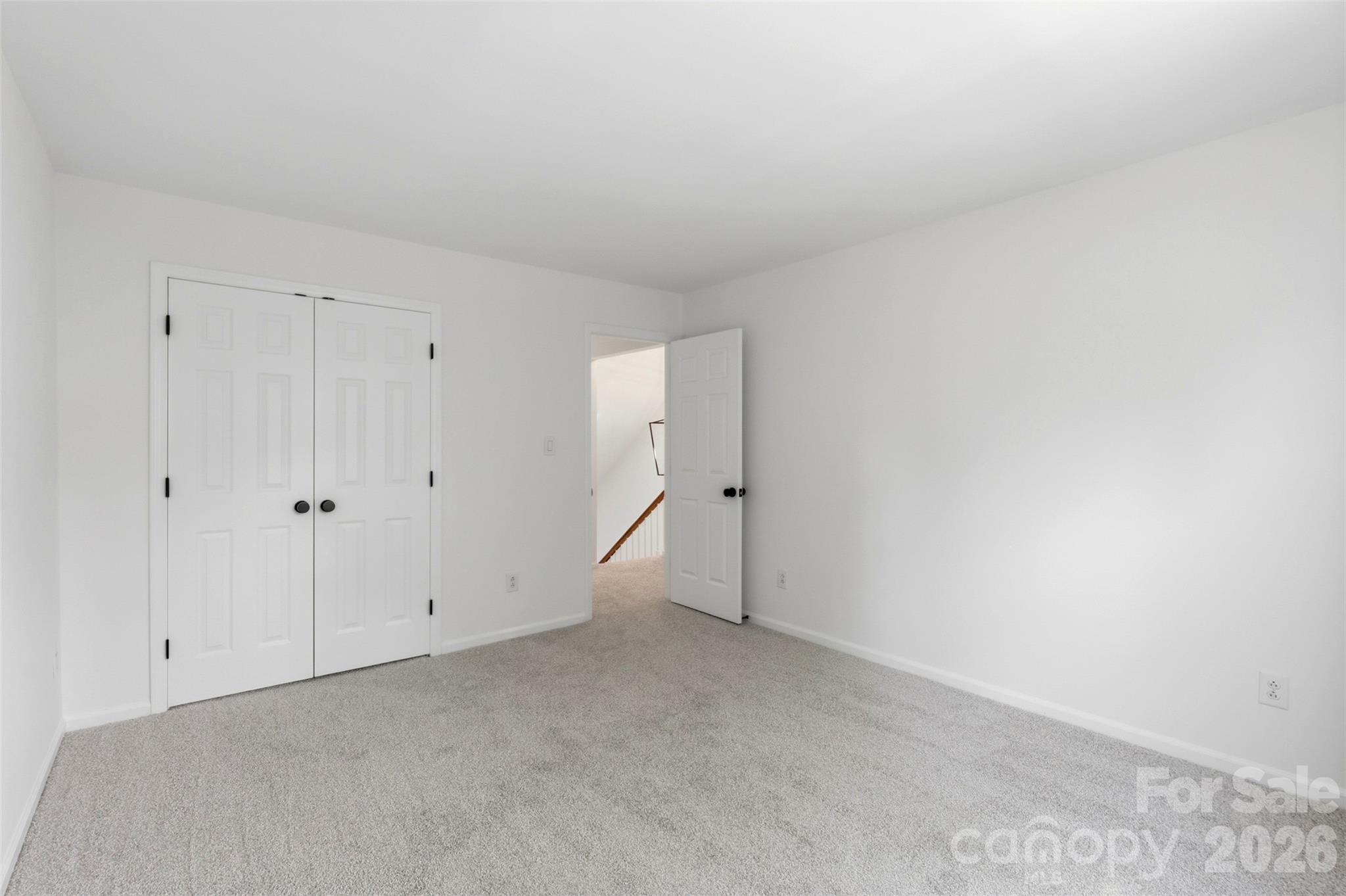 2552 Middlebridge Lane — Charlotte