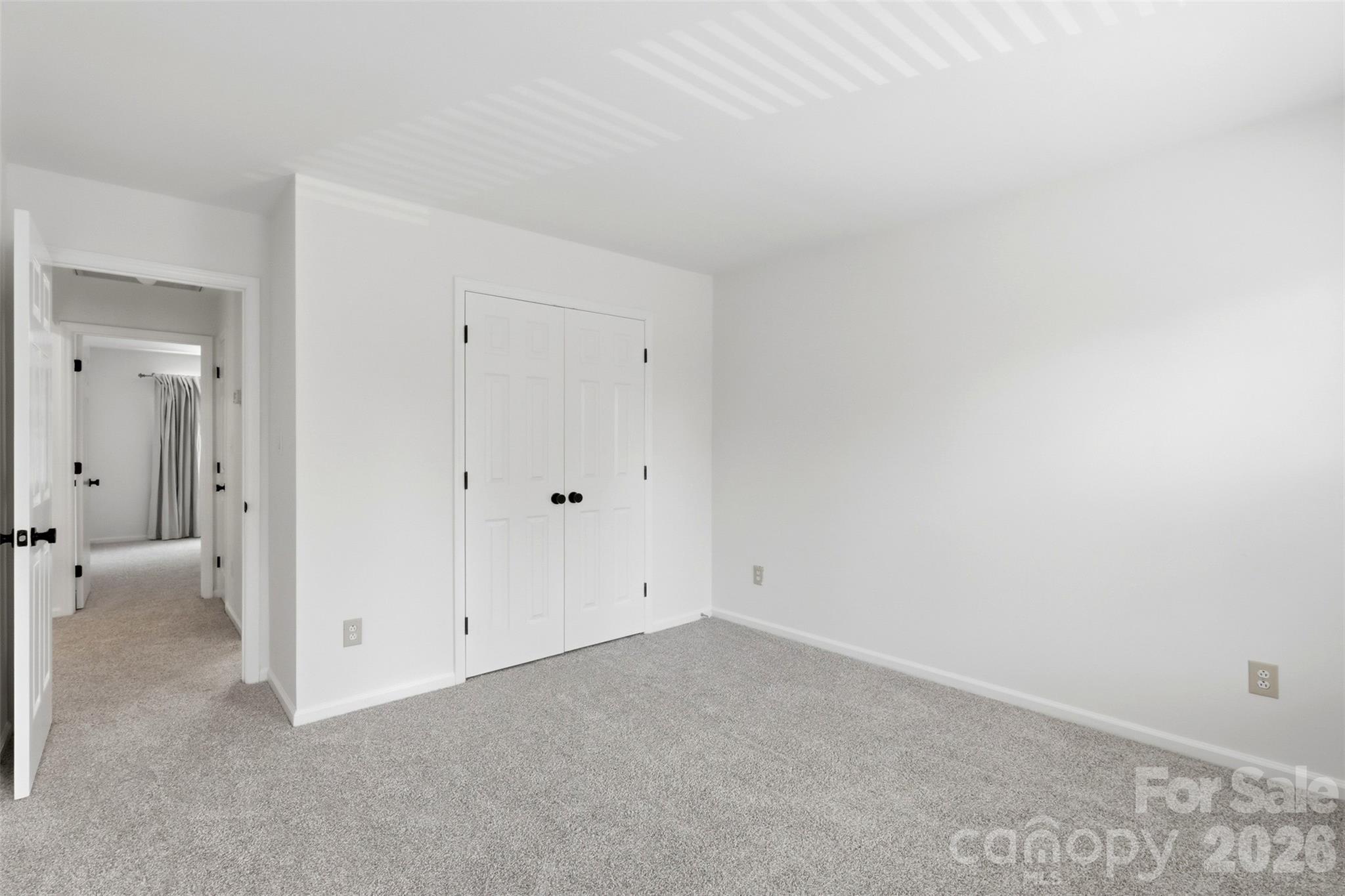 2552 Middlebridge Lane — Charlotte