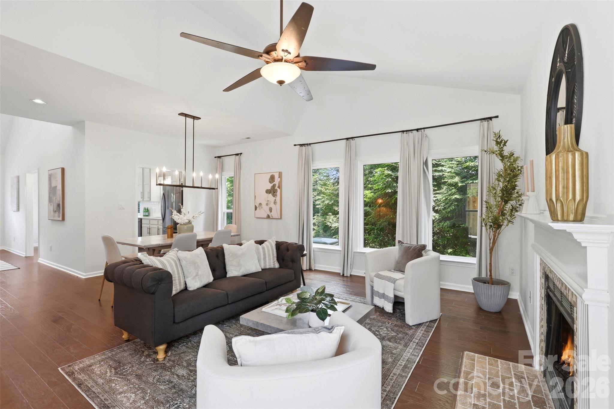 2552 Middlebridge Lane — Charlotte