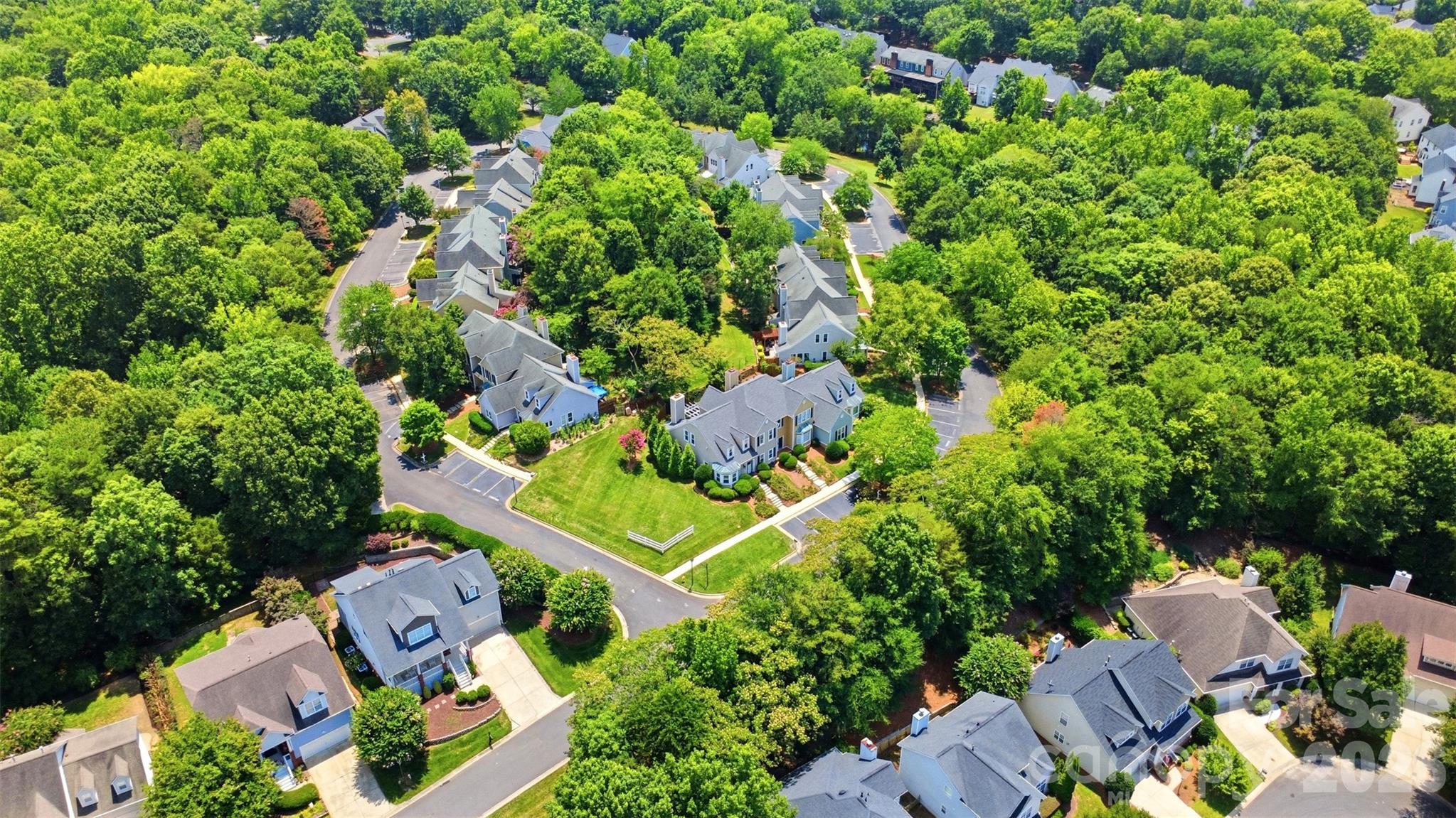 2552 Middlebridge Lane — Charlotte