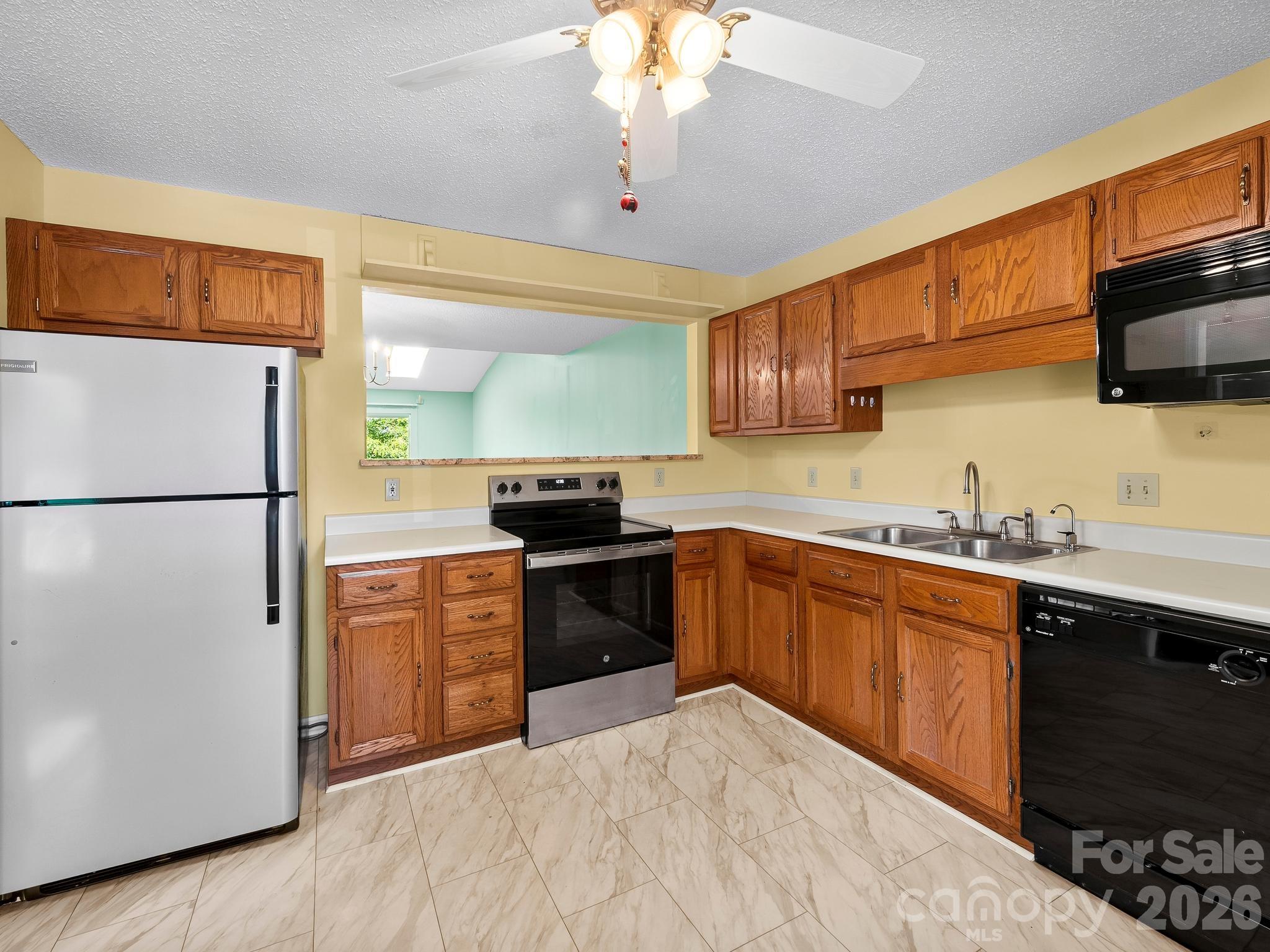 3404 Florham Place — Asheville