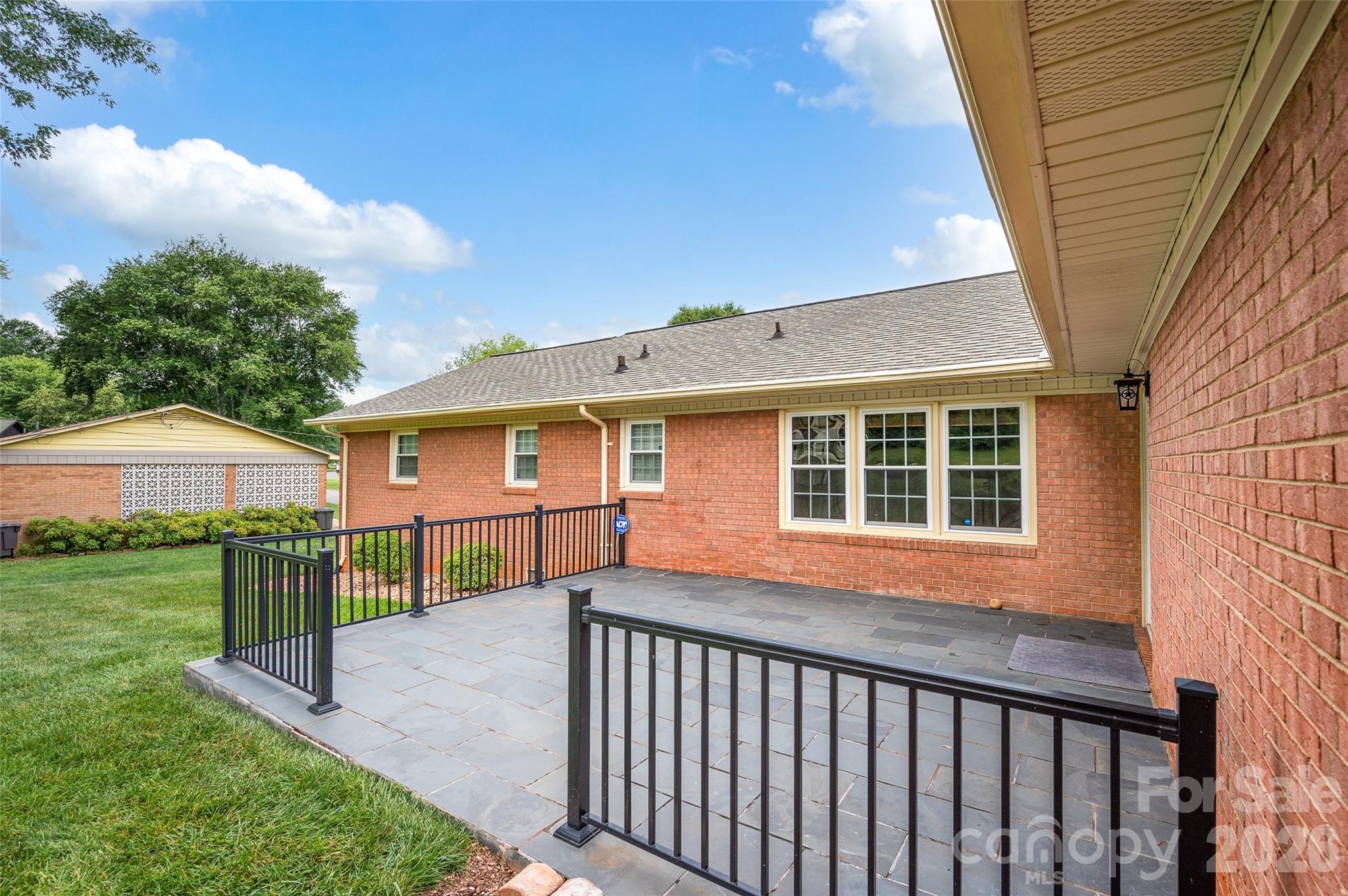 1508 Mount Vernon Avenue — Statesville