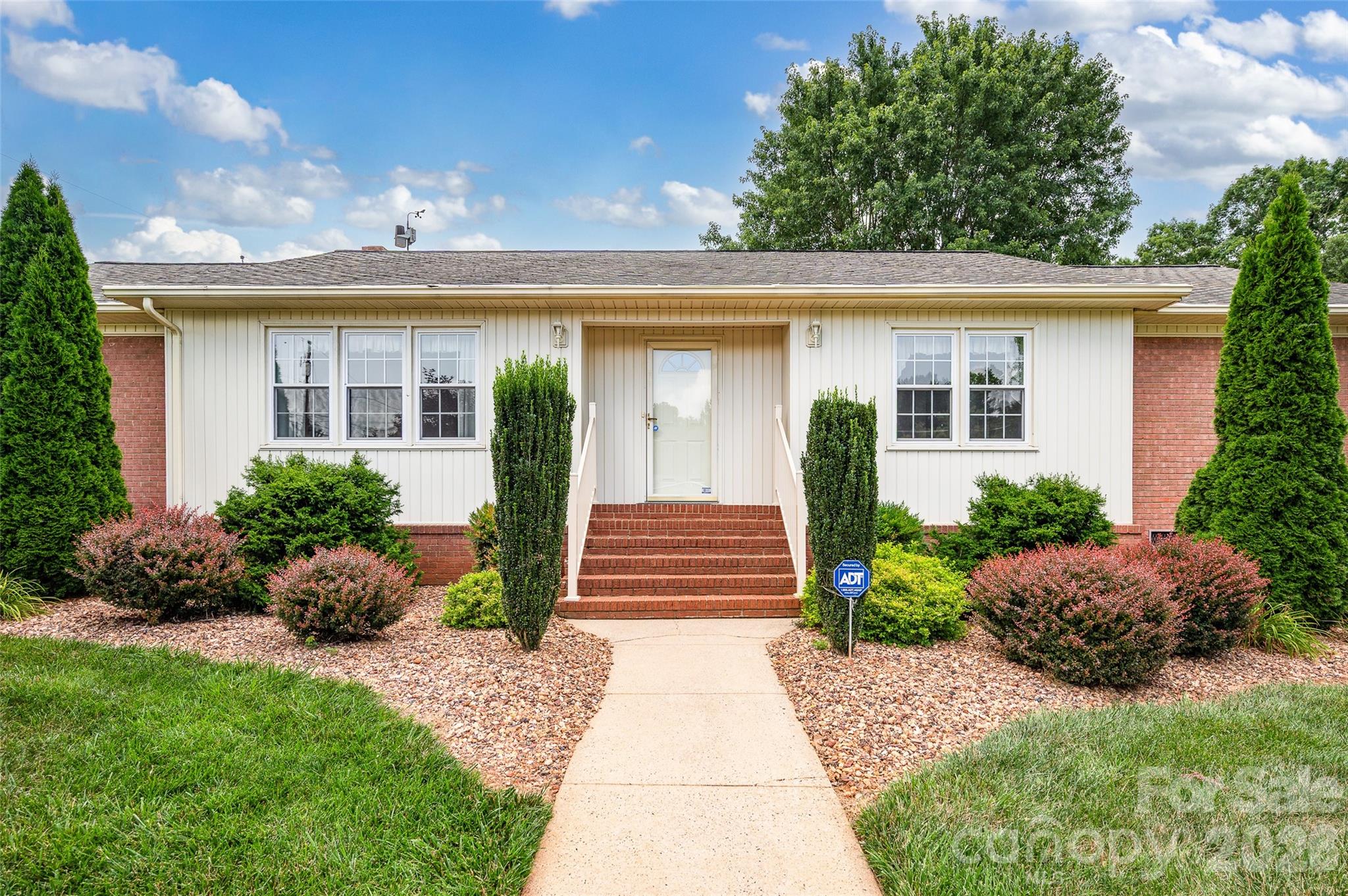 1508 Mount Vernon Avenue — Statesville