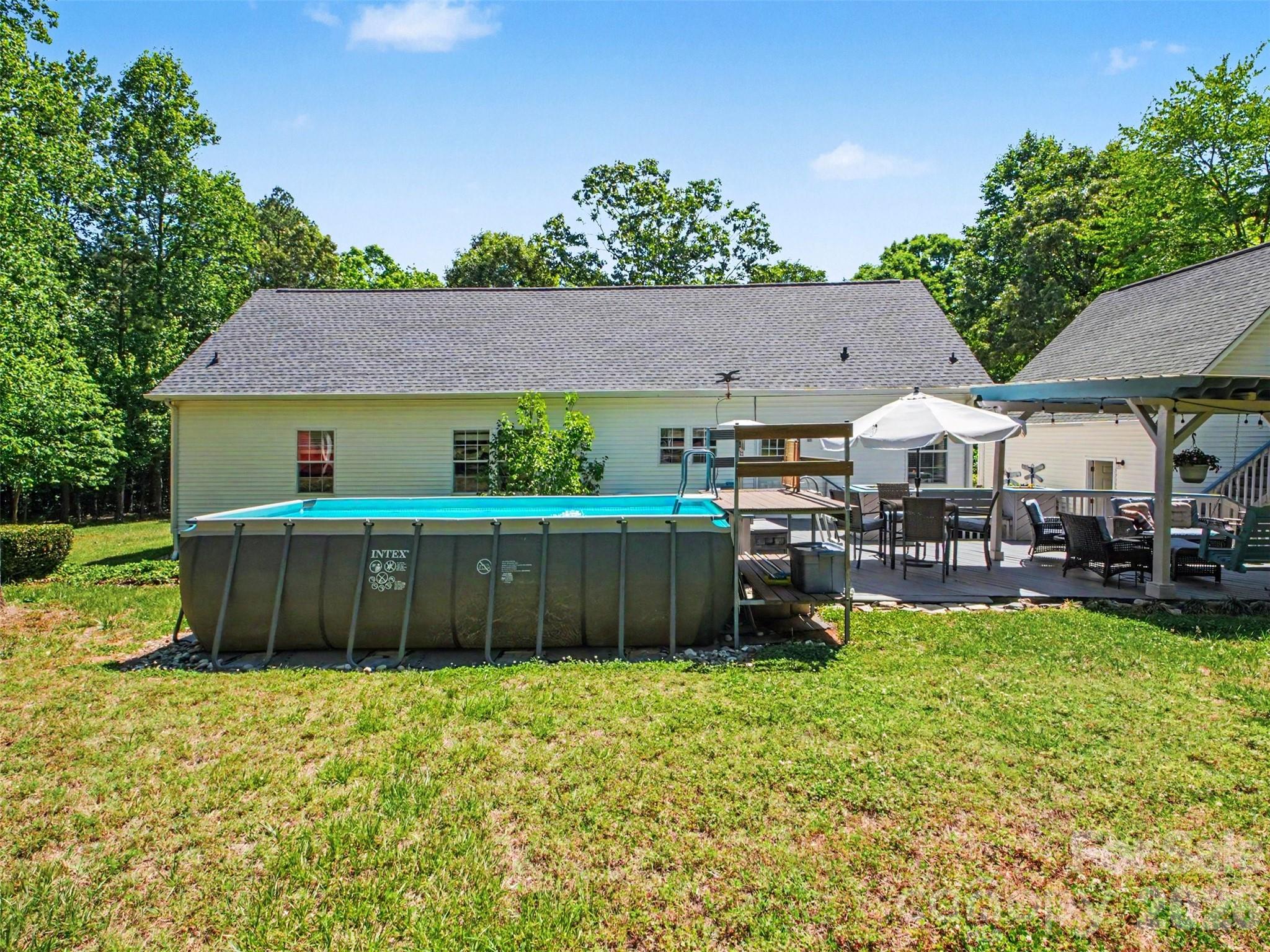 915 Ostwalt Amity Road — Statesville