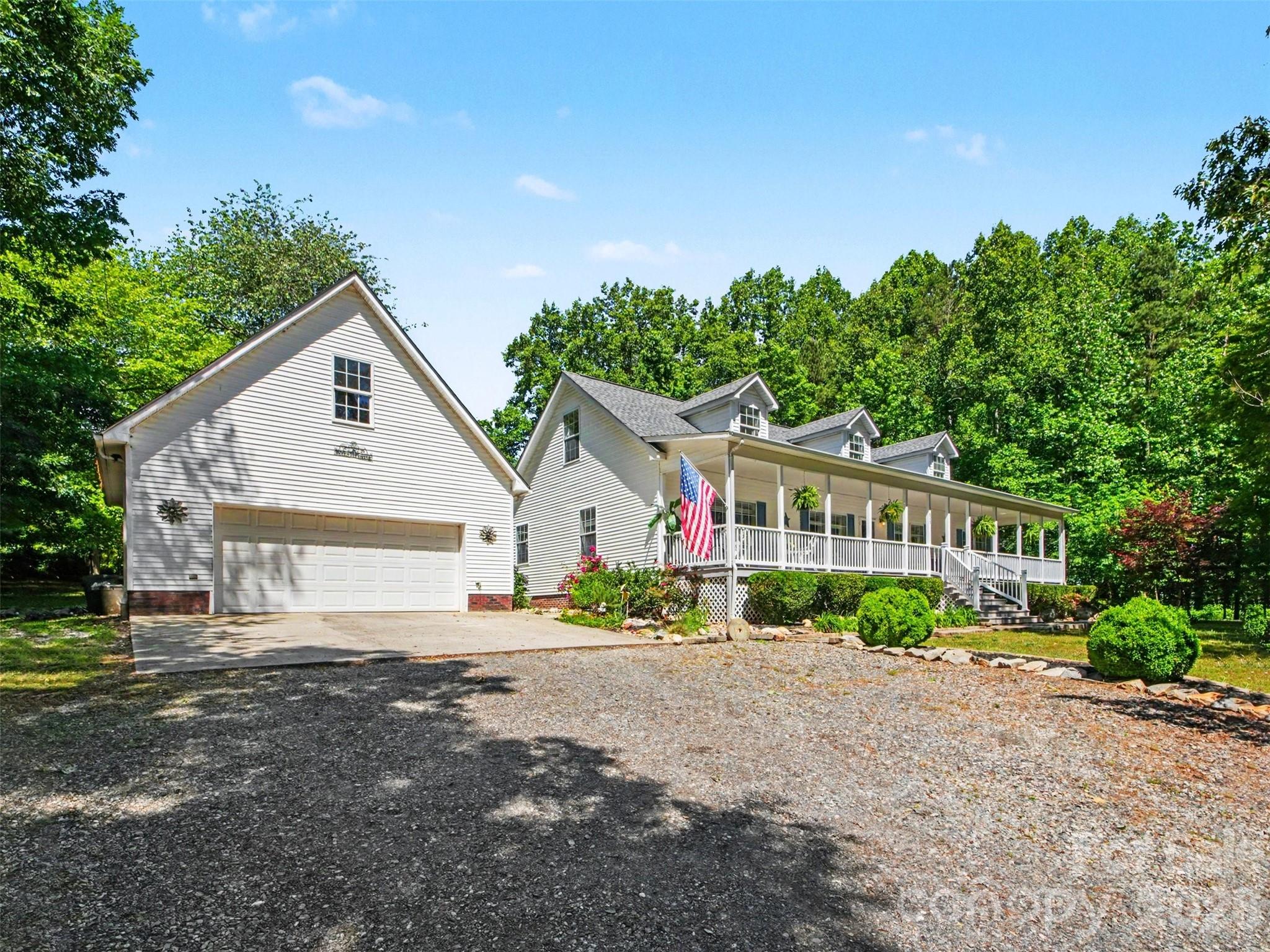 915 Ostwalt Amity Road — Statesville