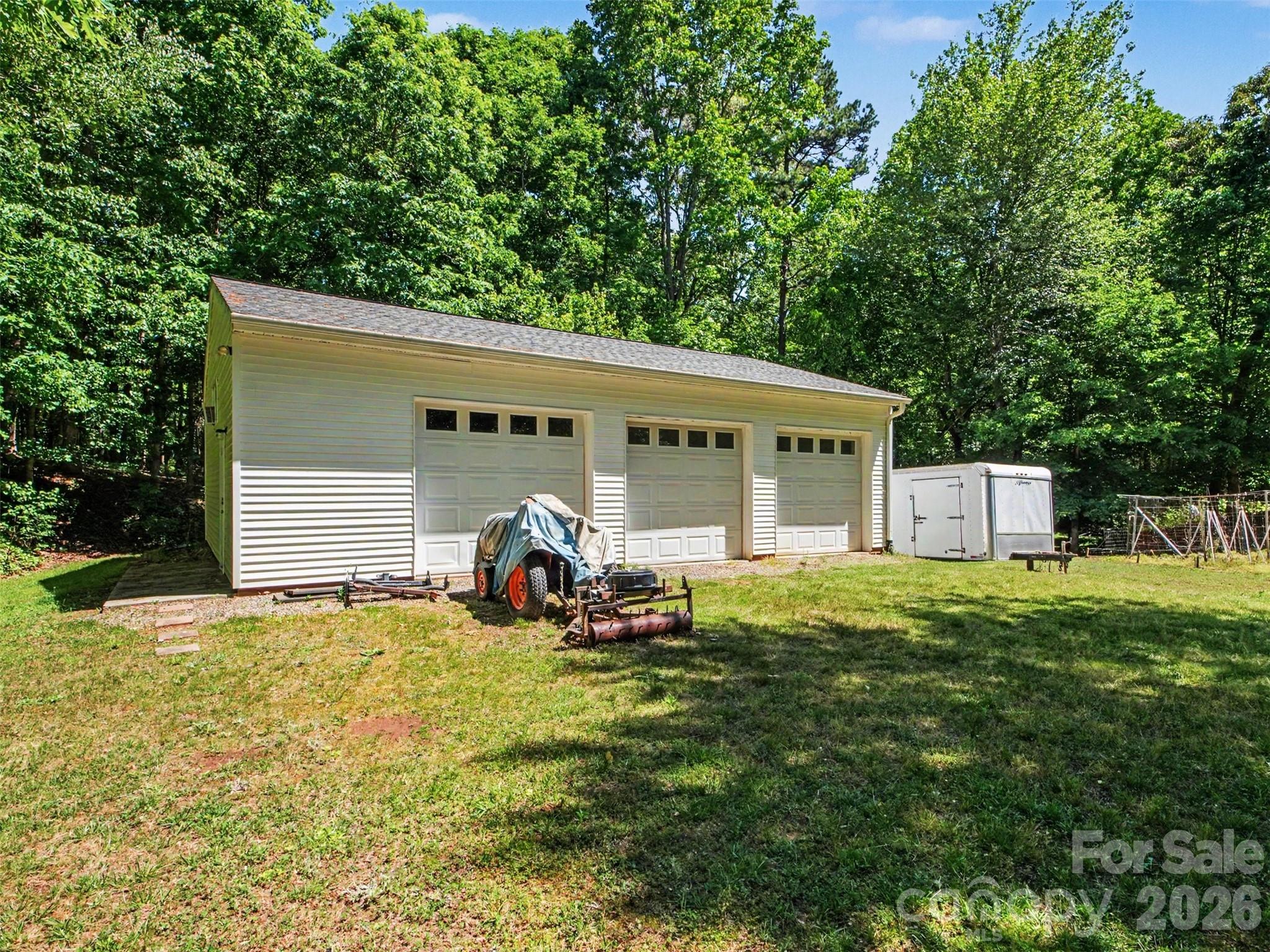 915 Ostwalt Amity Road — Statesville