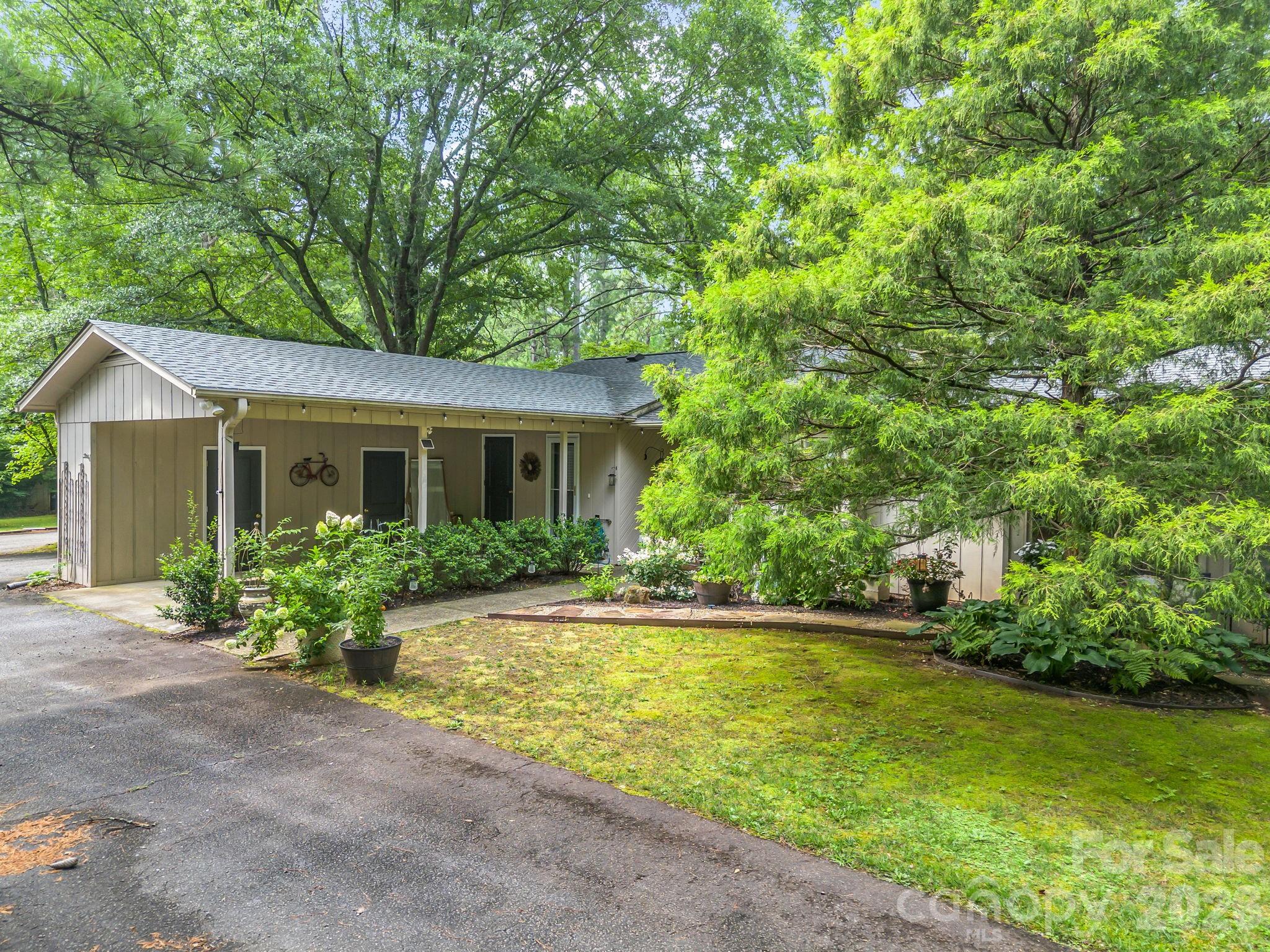 91 Diamond Ridge Lane — Columbus