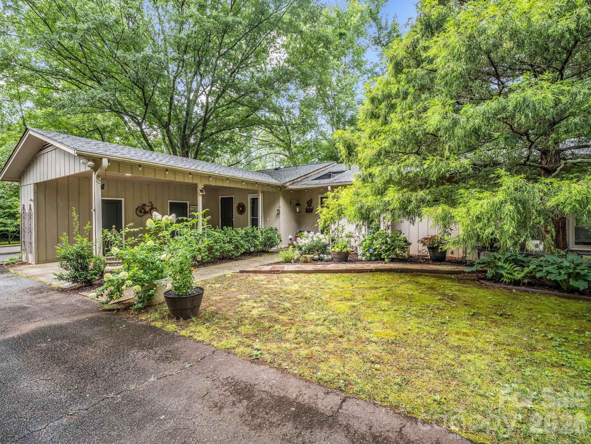 91 Diamond Ridge Lane — Columbus
