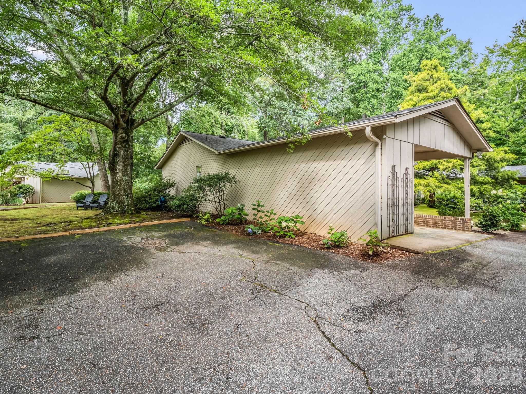 91 Diamond Ridge Lane — Columbus