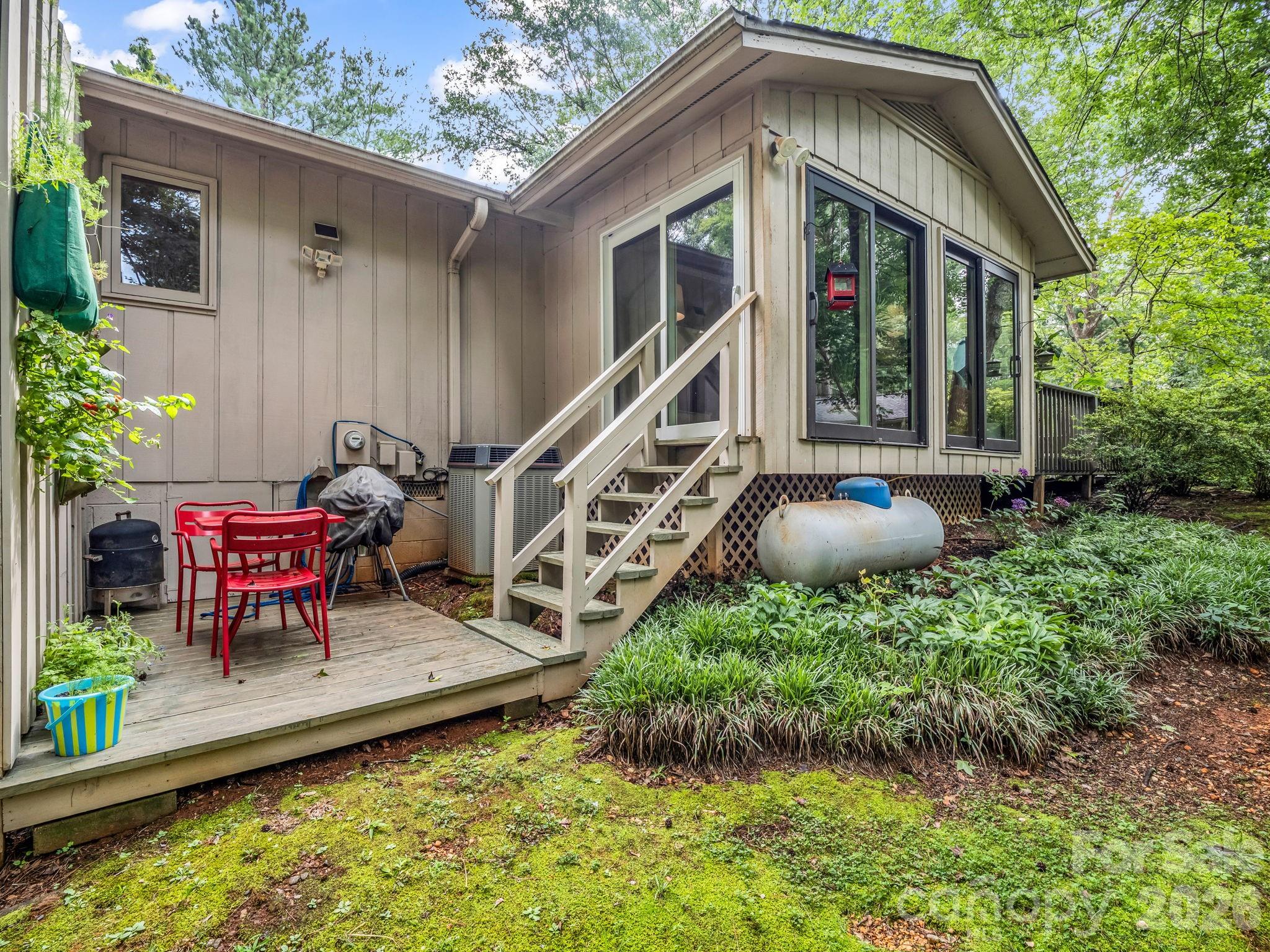 91 Diamond Ridge Lane — Columbus