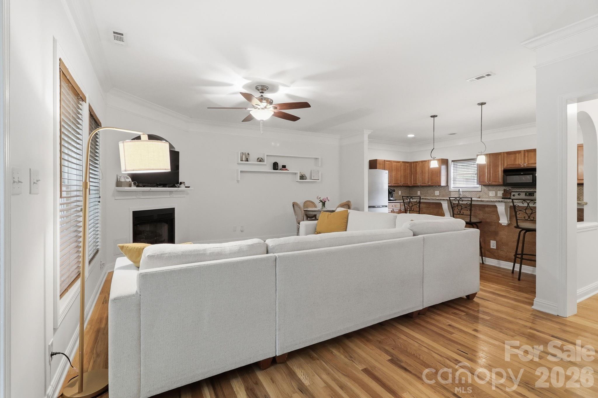 4311 Laurel Hill Lane — Charlotte