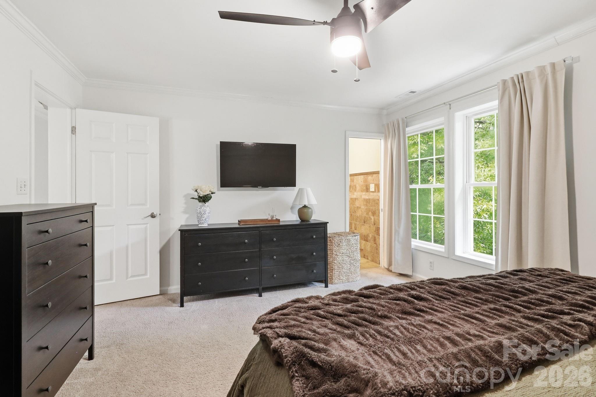 4311 Laurel Hill Lane — Charlotte