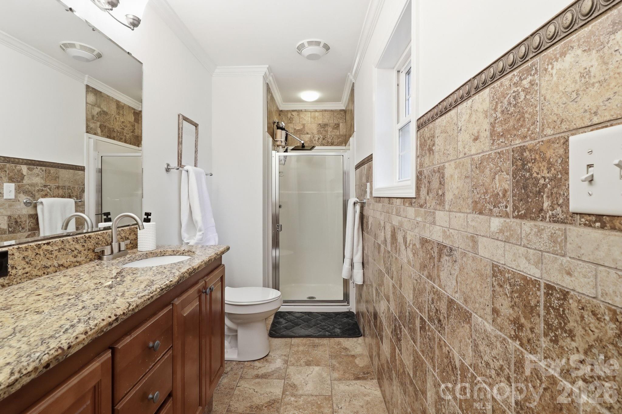4311 Laurel Hill Lane — Charlotte